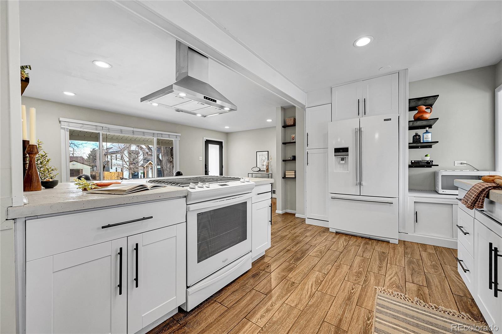 MLS Image #7 for 2884 s harrison street,denver, Colorado