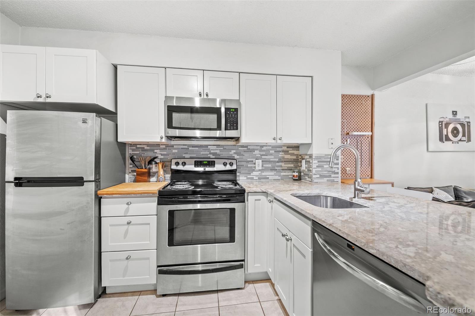 MLS Image #14 for 4866 e kentucky avenue d,denver, Colorado