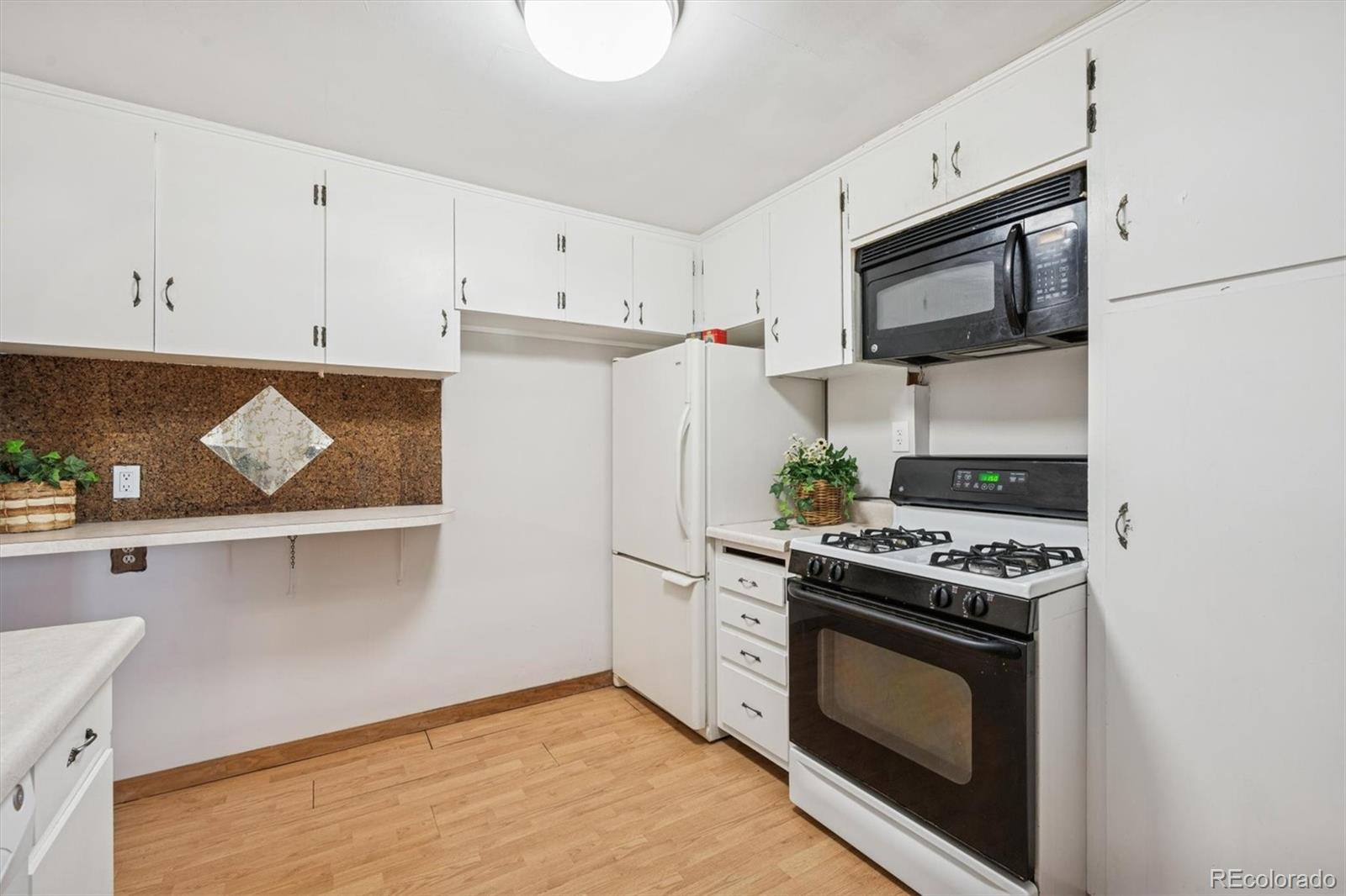 MLS Image #10 for 3503 w 53rd avenue,denver, Colorado