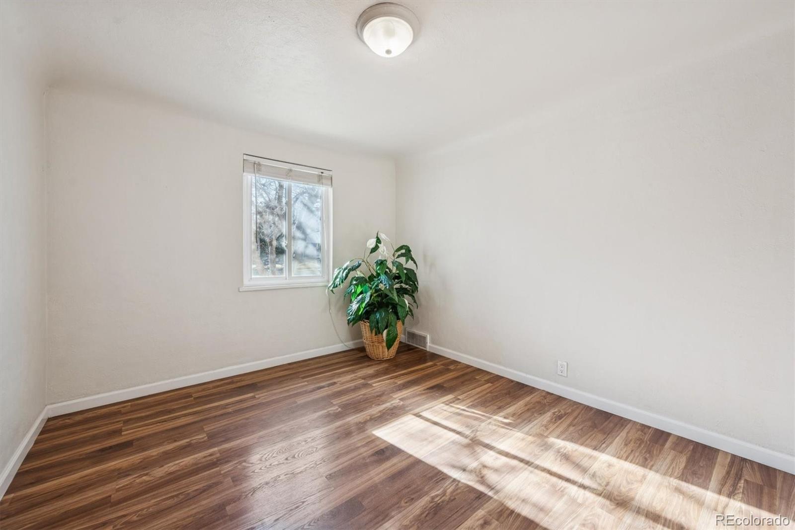 MLS Image #13 for 3503 w 53rd avenue,denver, Colorado