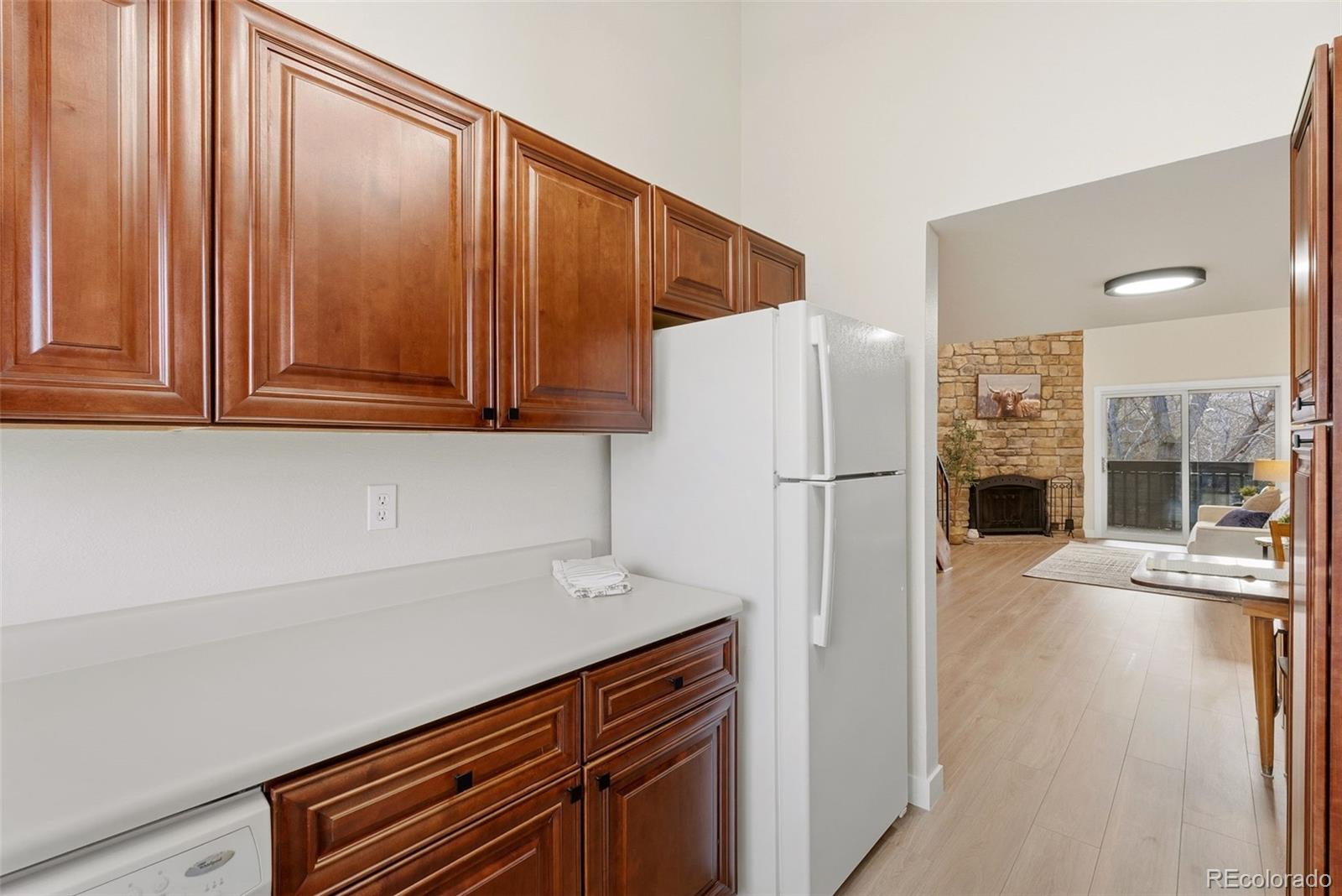 MLS Image #8 for 433  wright street 304,lakewood, Colorado