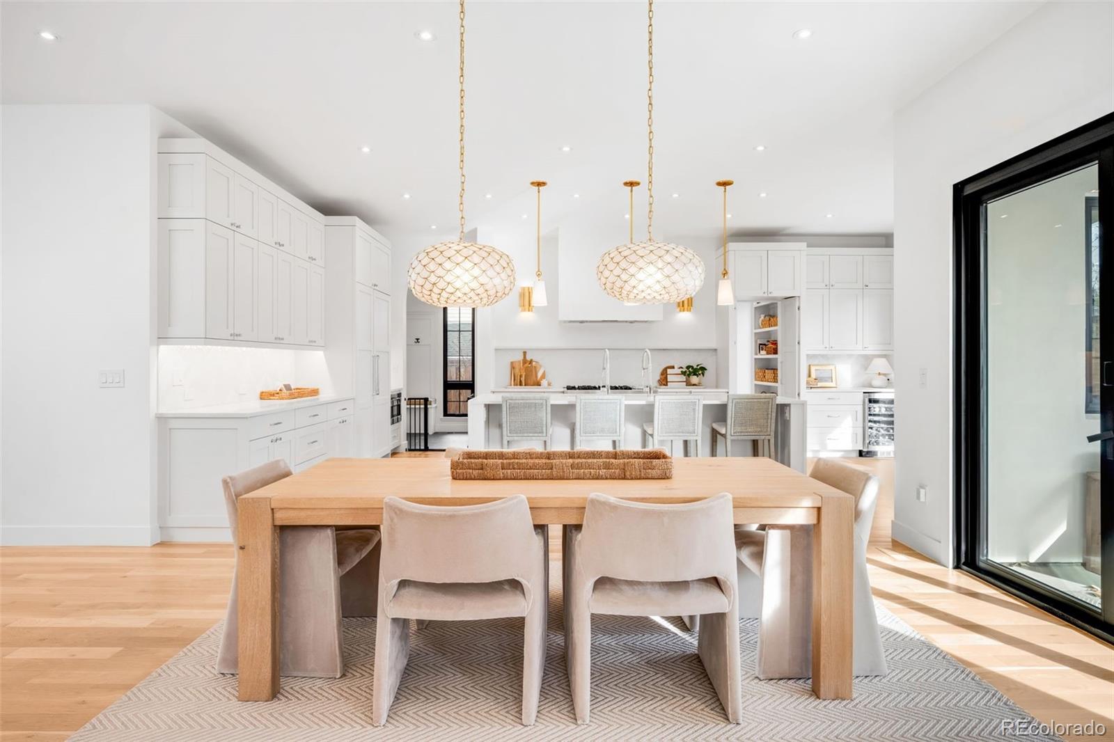 MLS Image #10 for 2900 s madison street,denver, Colorado