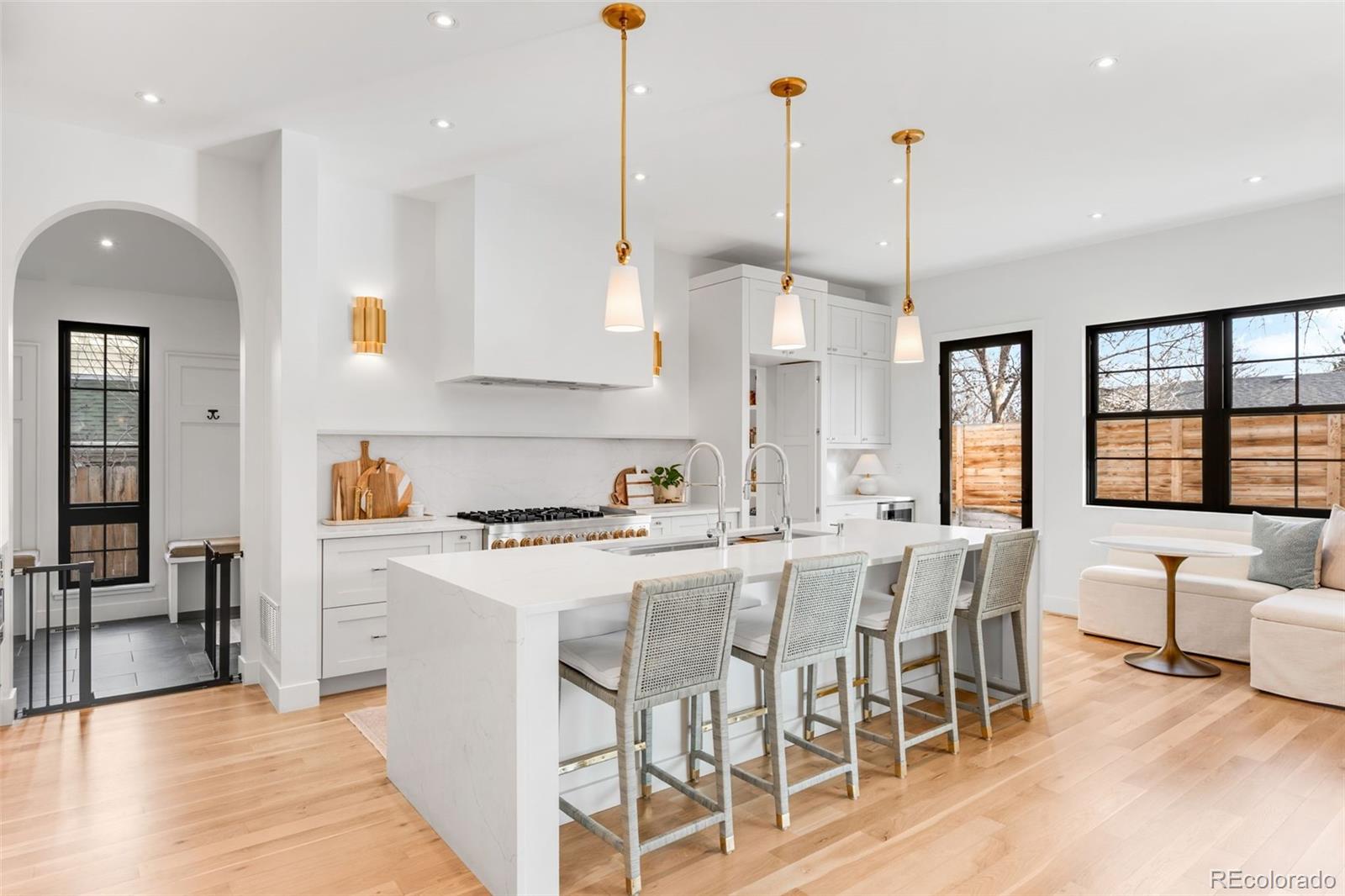 MLS Image #17 for 2900 s madison street,denver, Colorado