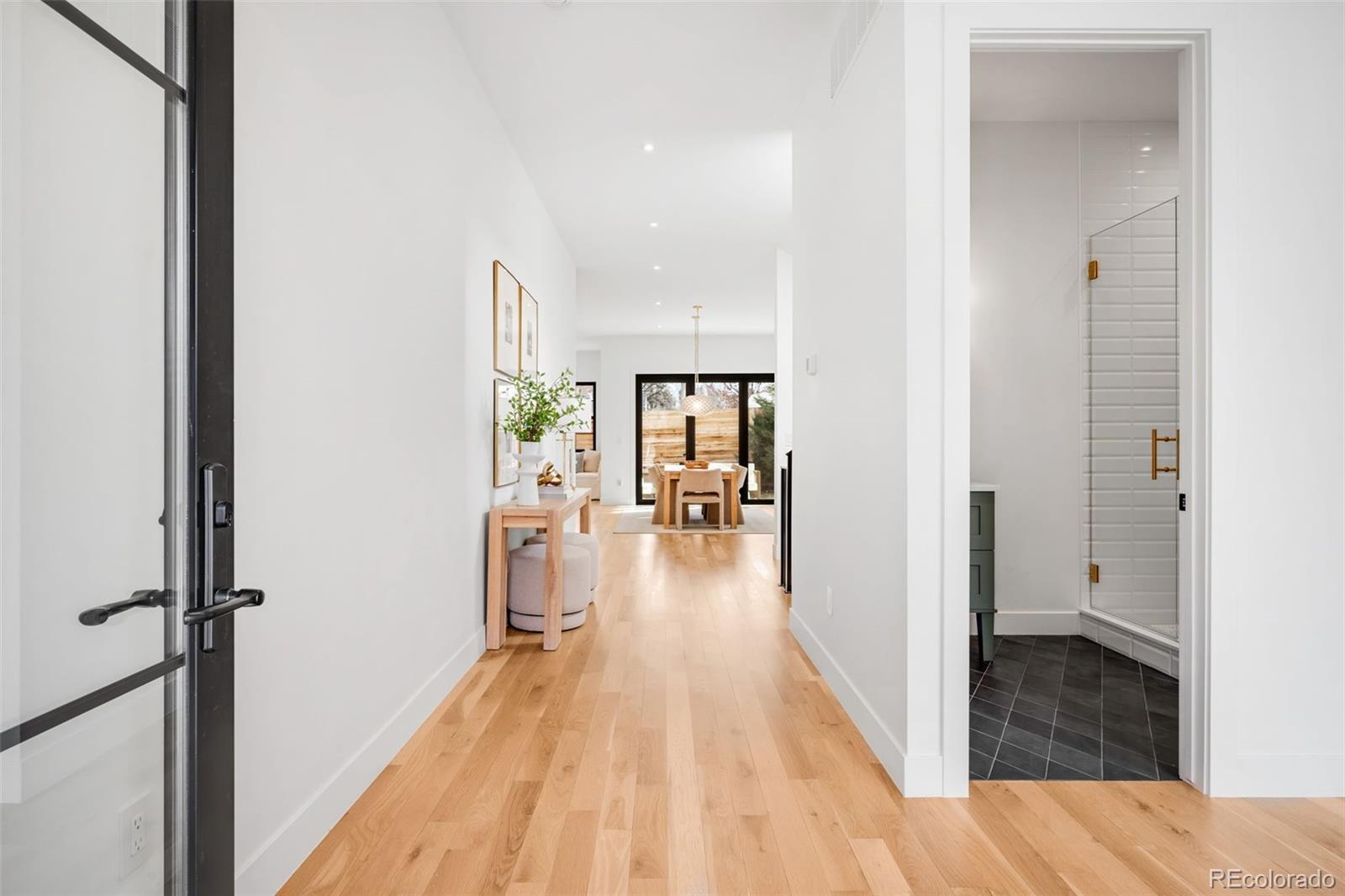 MLS Image #5 for 2900 s madison street,denver, Colorado