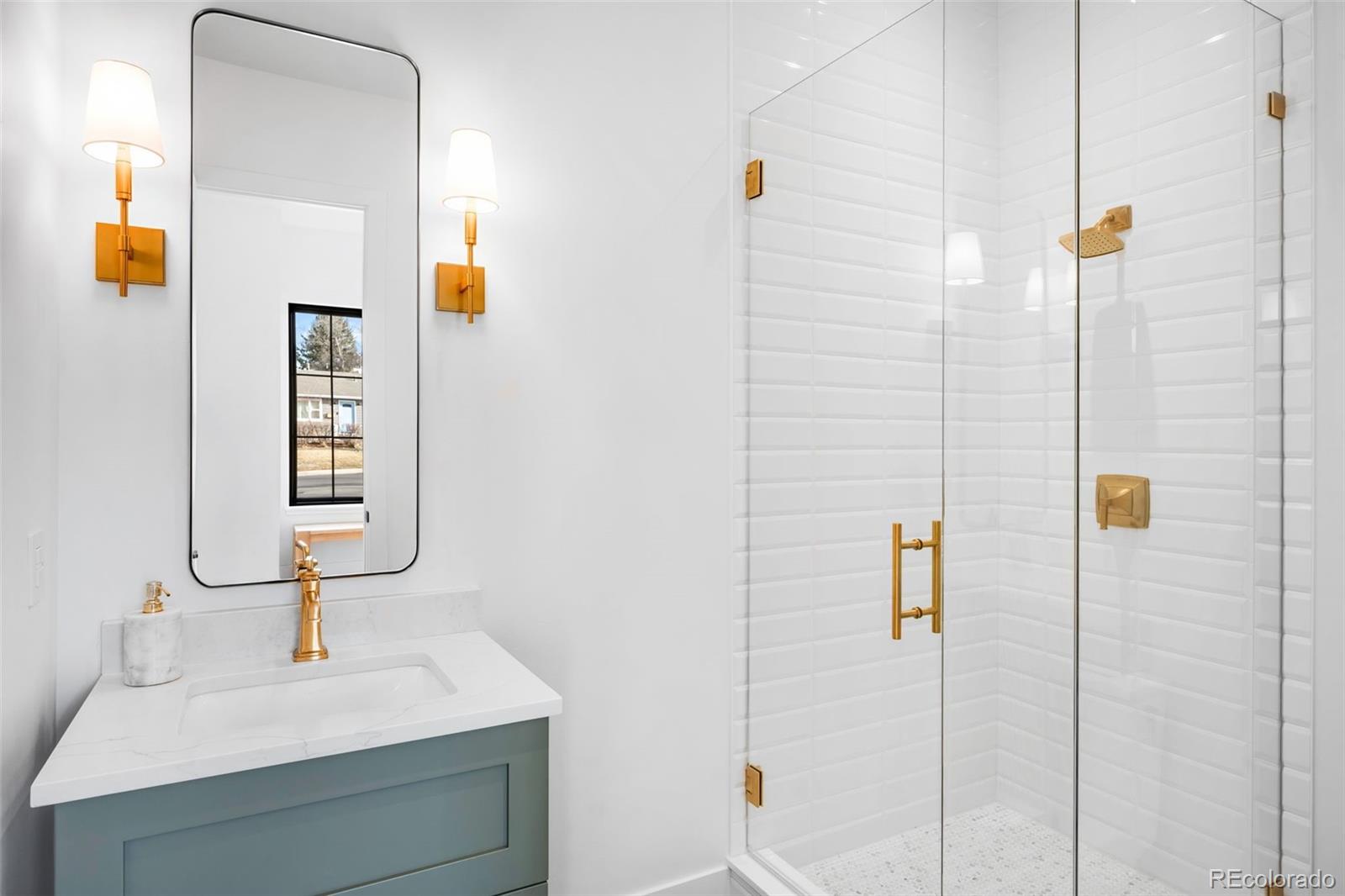 MLS Image #6 for 2900 s madison street,denver, Colorado