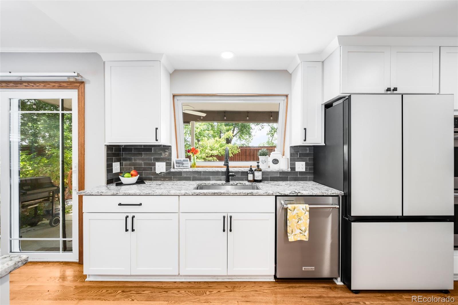 MLS Image #8 for 8128 s yukon street,littleton, Colorado