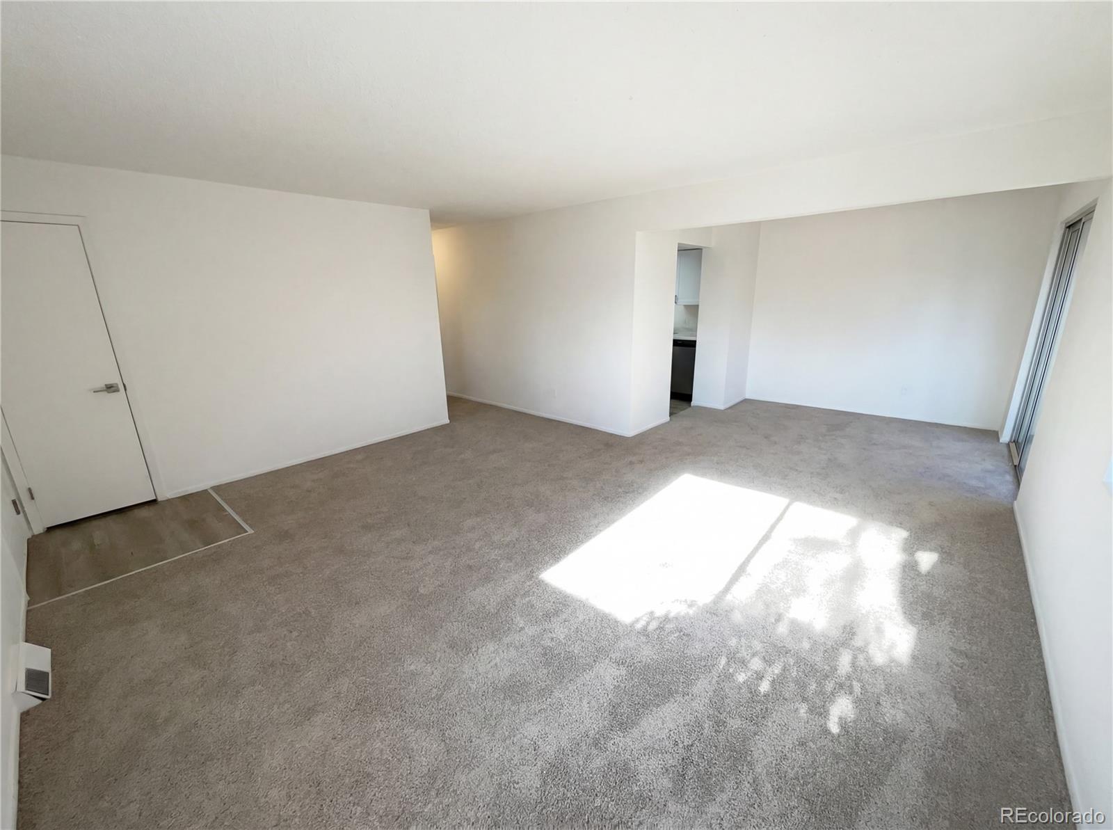 MLS Image #7 for 6805 e arizona avenue,denver, Colorado