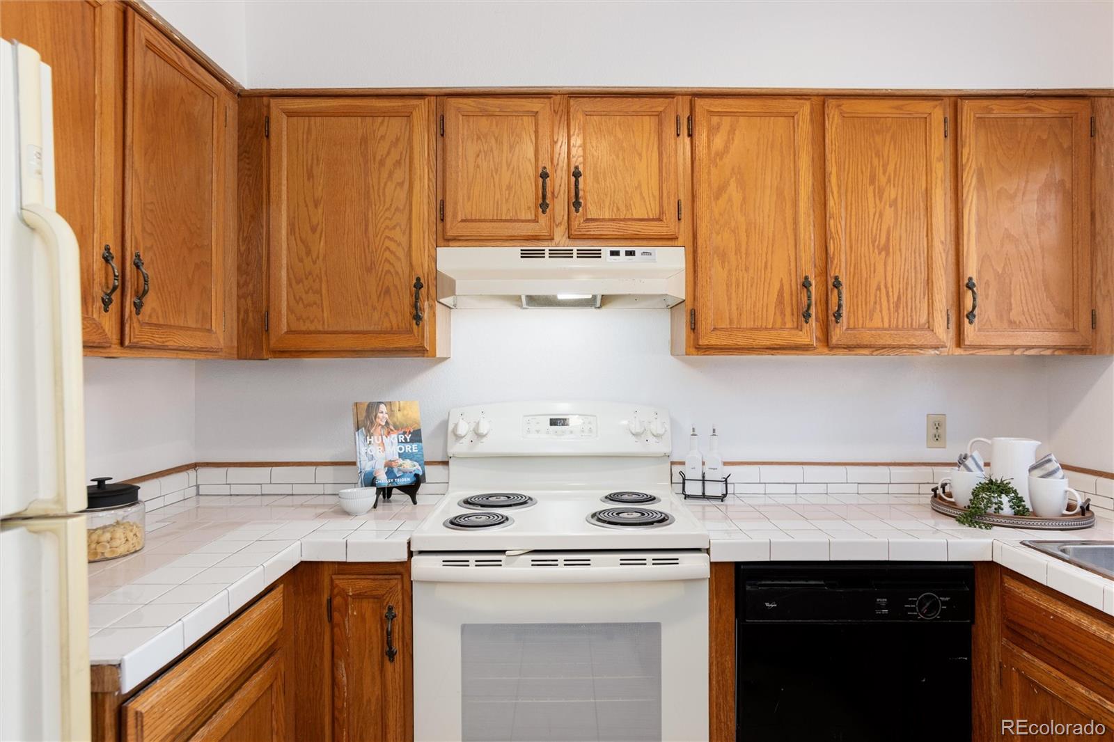 MLS Image #10 for 9256 w ontario drive ,littleton, Colorado