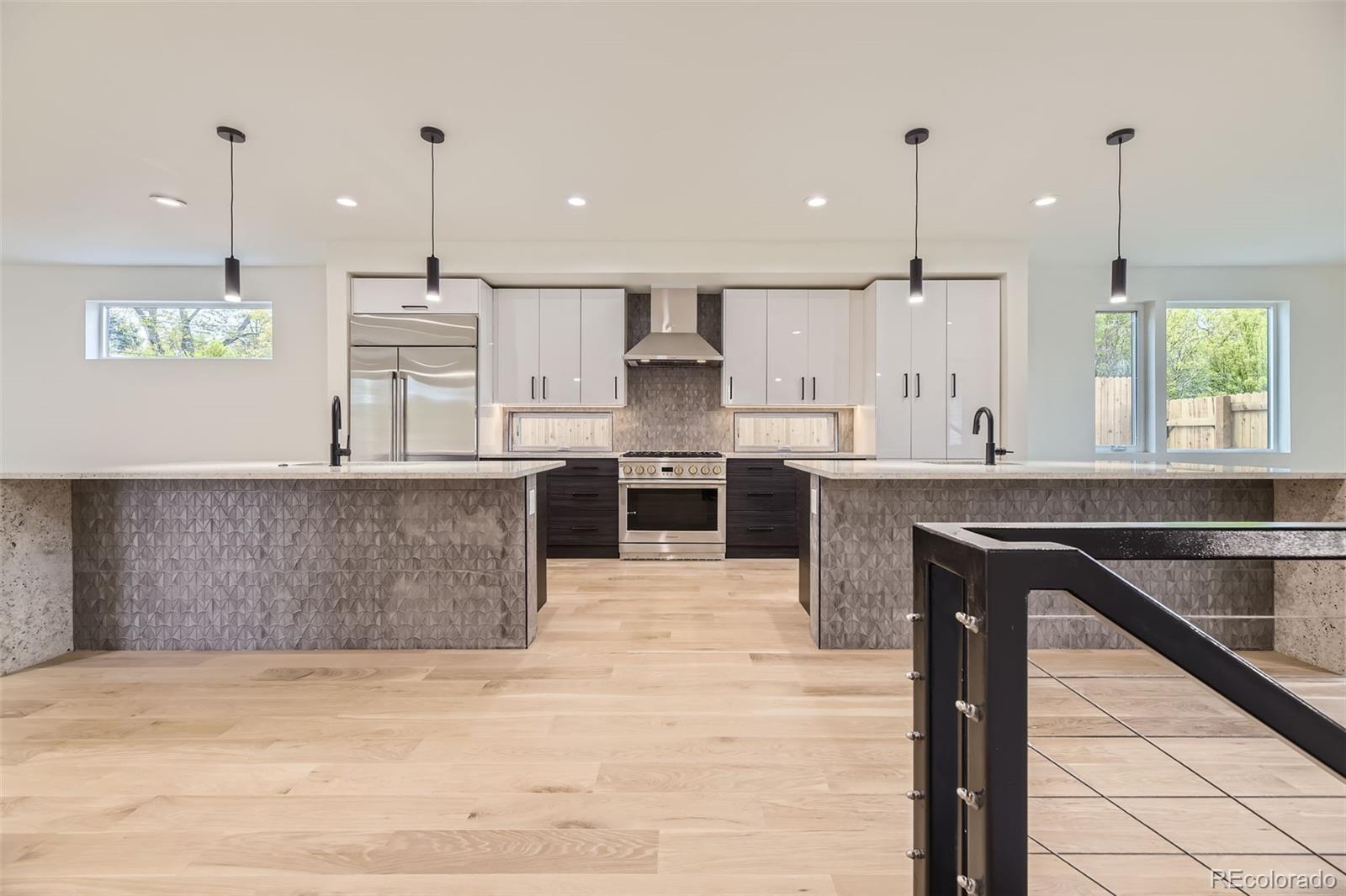 MLS Image #11 for 3212 s dahlia street,denver, Colorado