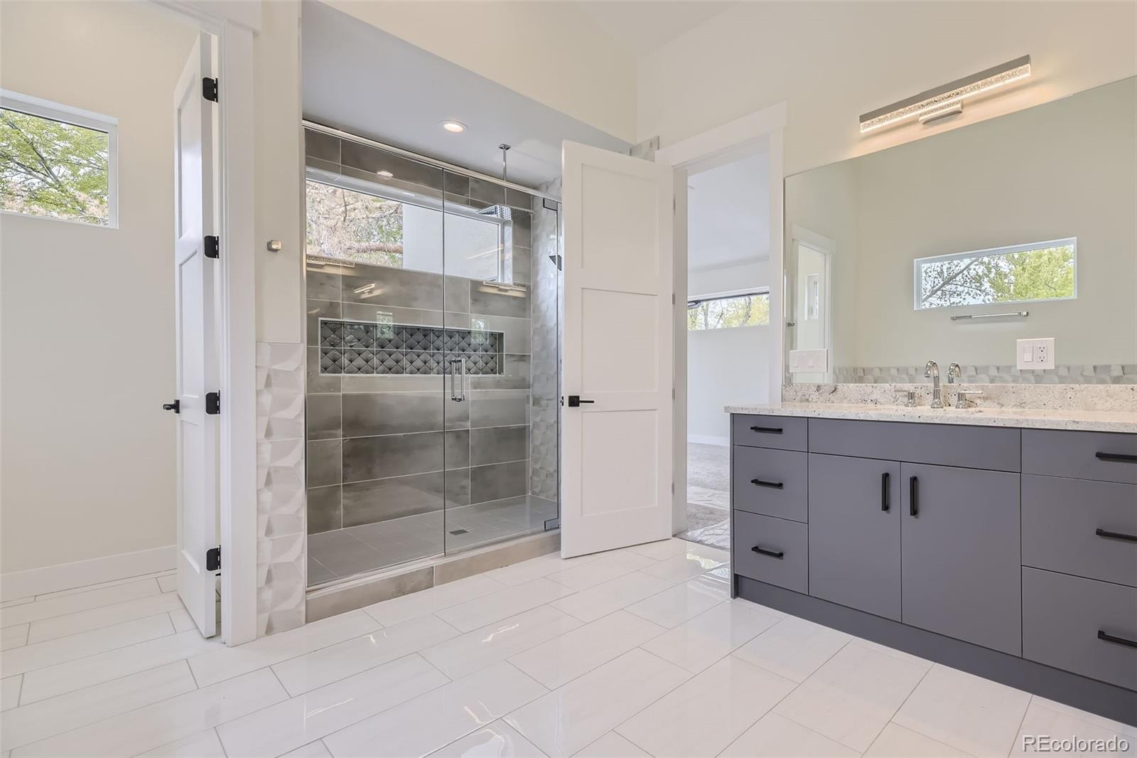 MLS Image #19 for 3212 s dahlia street,denver, Colorado