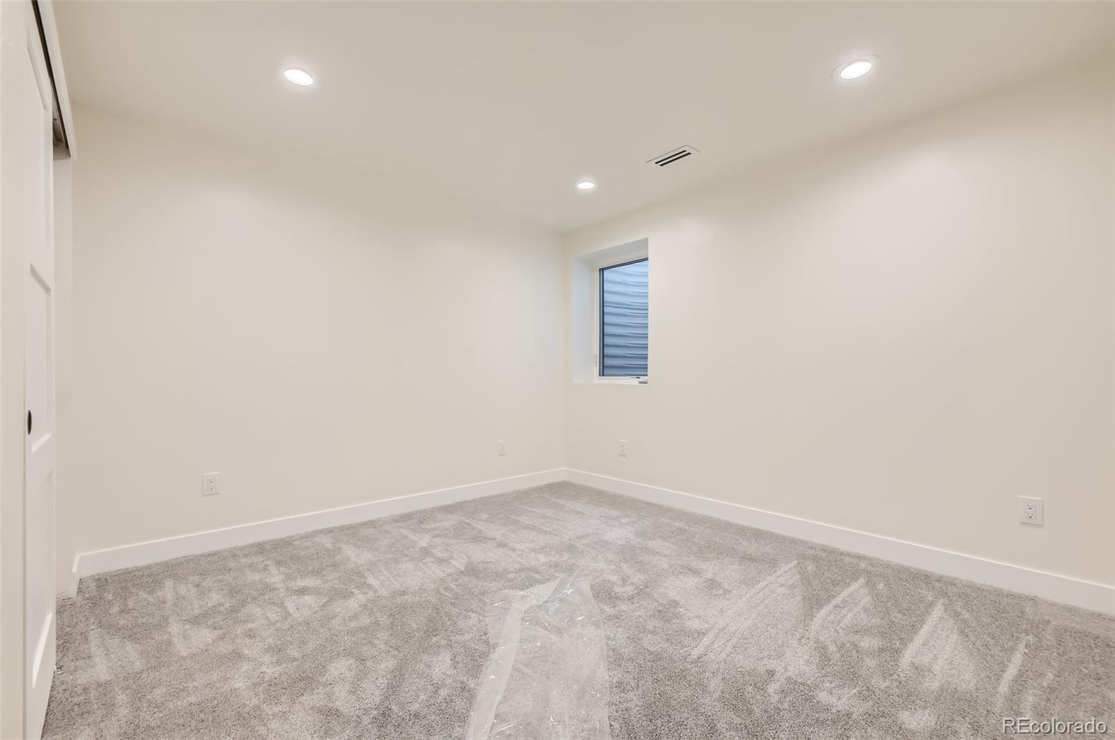 MLS Image #27 for 3212 s dahlia street,denver, Colorado