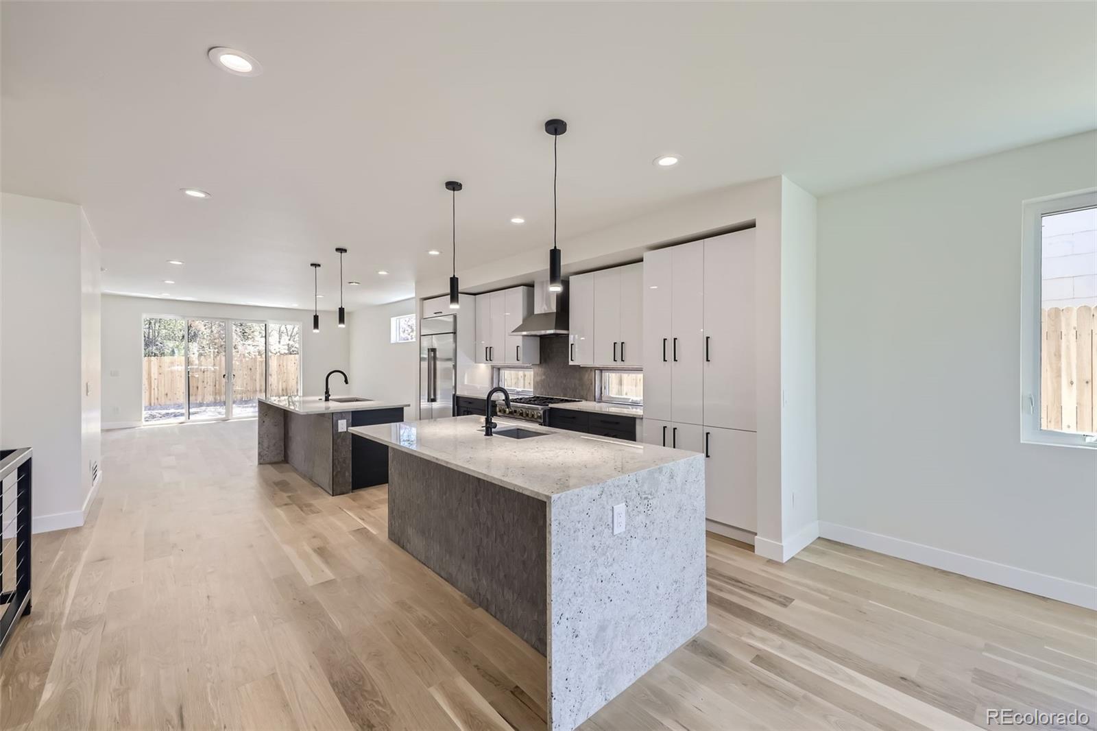 MLS Image #8 for 3212 s dahlia street,denver, Colorado
