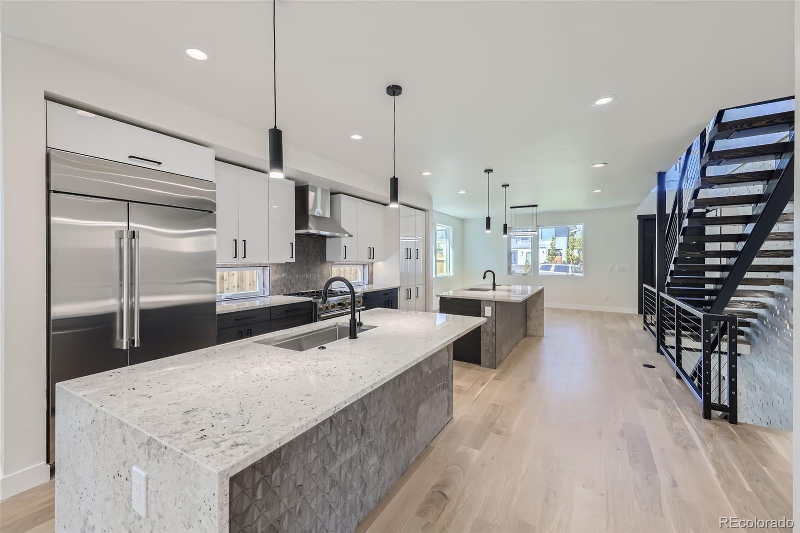 MLS Image #9 for 3212 s dahlia street,denver, Colorado