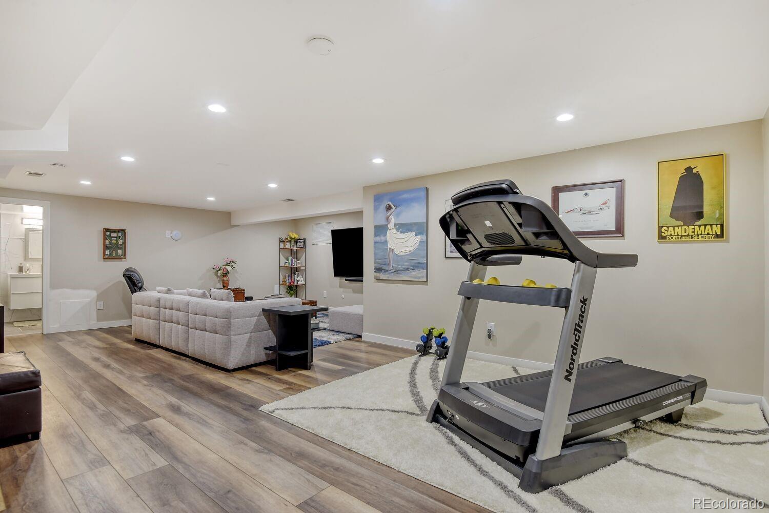 MLS Image #17 for 10155 e fair circle,englewood, Colorado