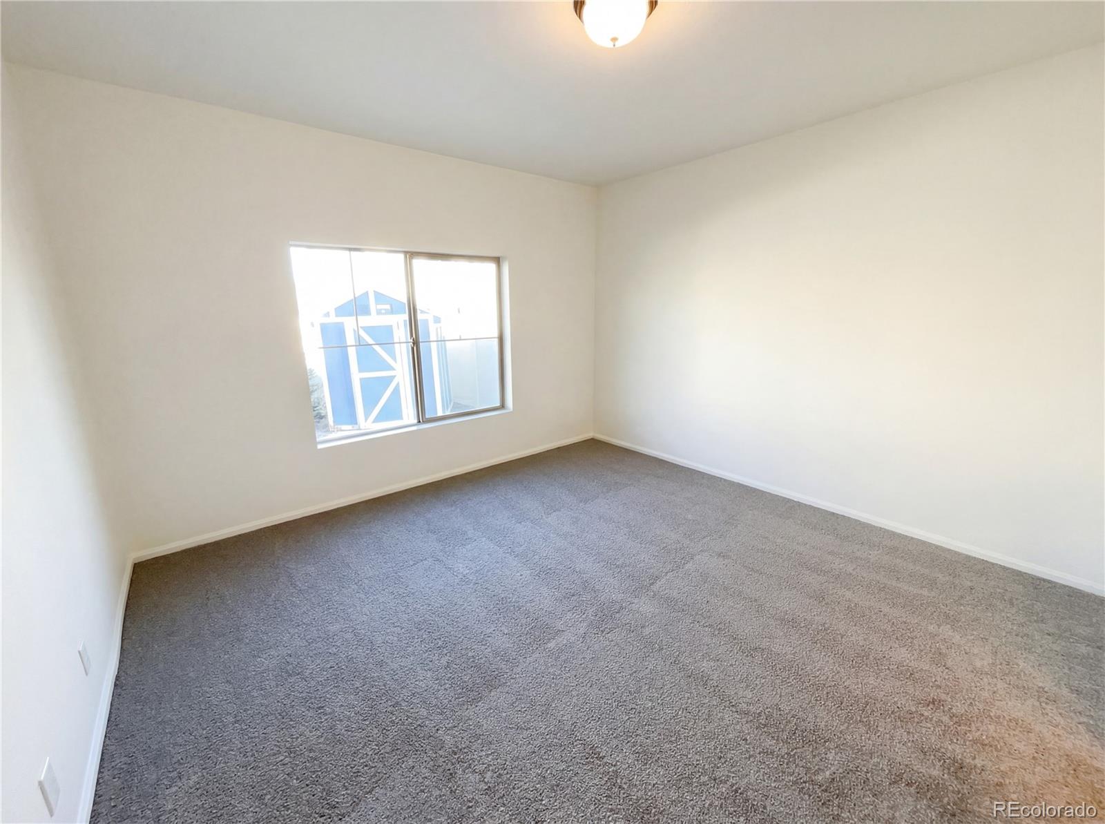 MLS Image #10 for 18257 e 52nd avenue,denver, Colorado