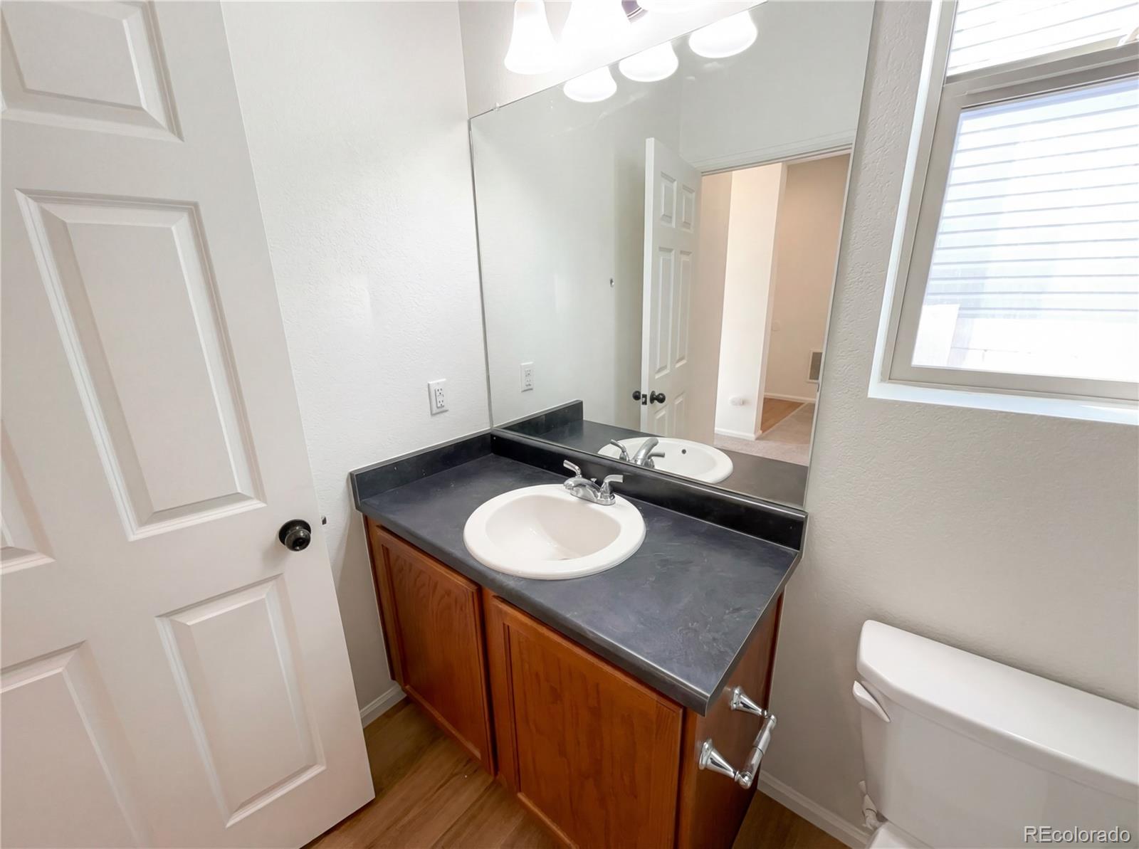 MLS Image #16 for 18257 e 52nd avenue,denver, Colorado