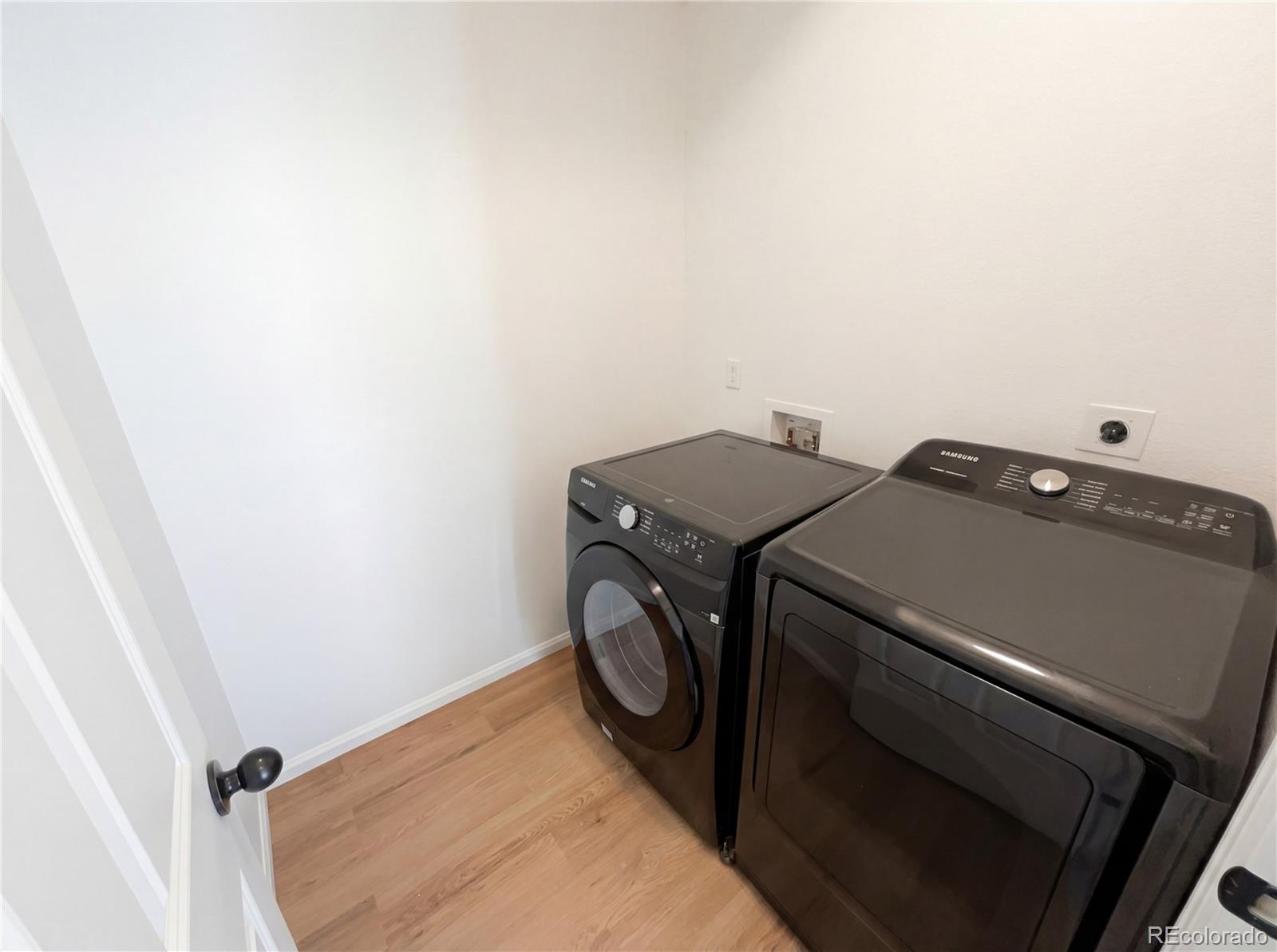 MLS Image #18 for 18257 e 52nd avenue,denver, Colorado