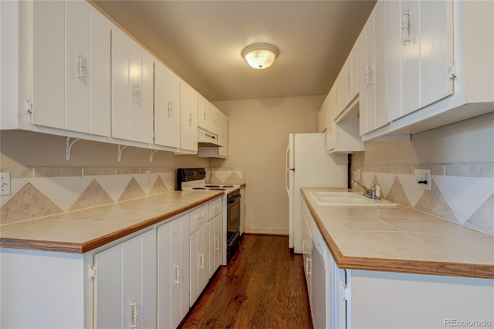MLS Image #7 for 16359 w 10th avenue w5,golden, Colorado