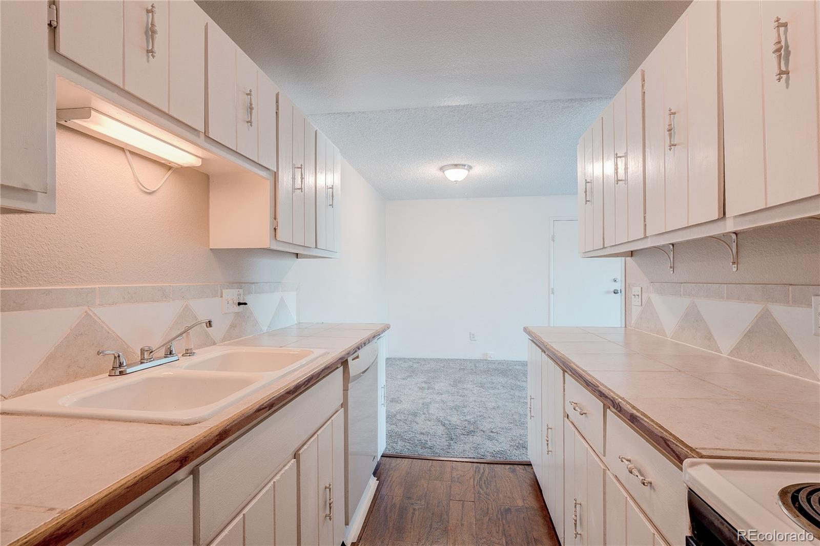 MLS Image #8 for 16359 w 10th avenue w5,golden, Colorado