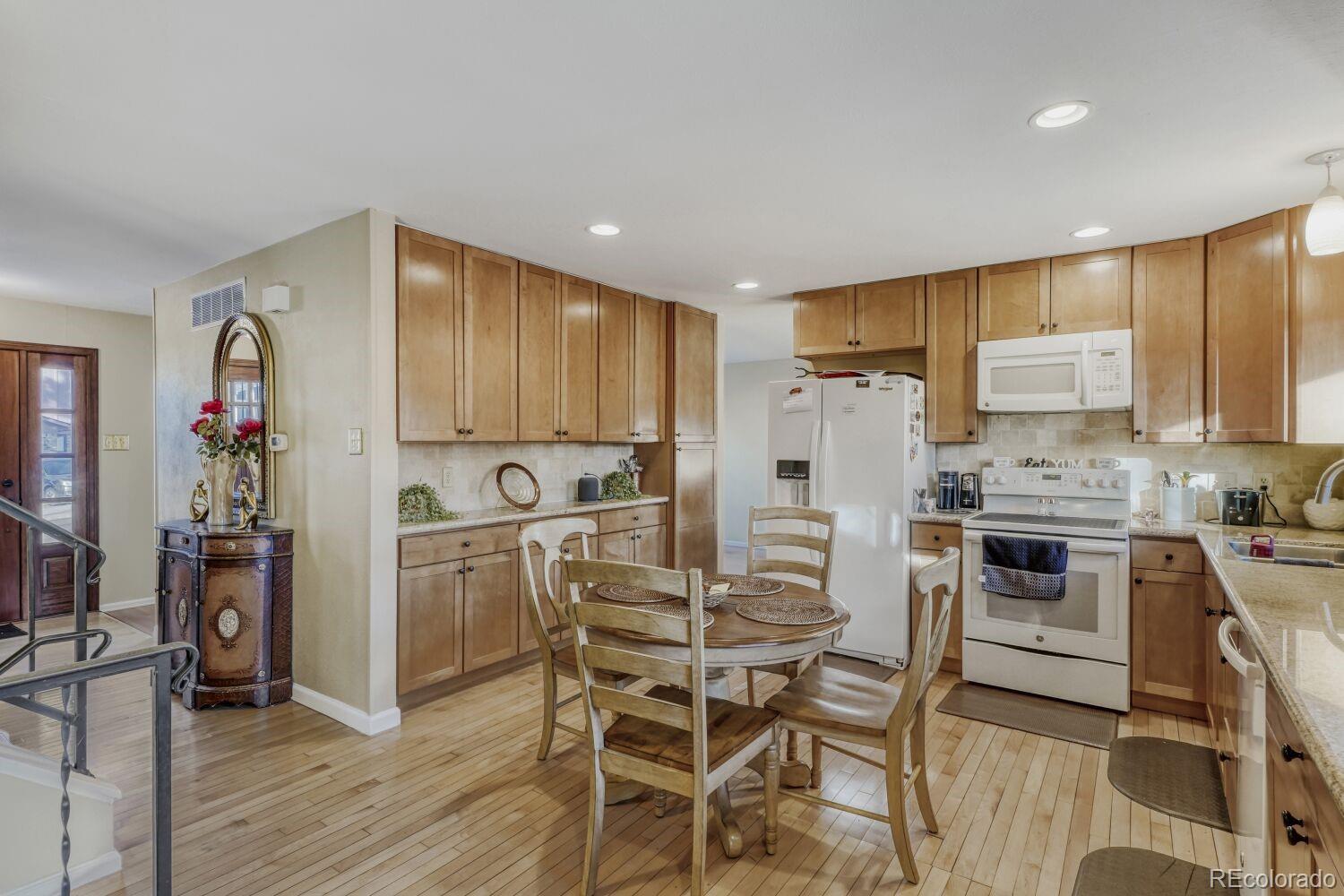 MLS Image #12 for 7464 e colgate place,denver, Colorado