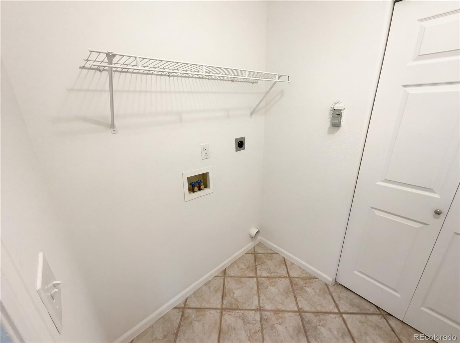 MLS Image #22 for 12113 e 2nd drive ,aurora, Colorado