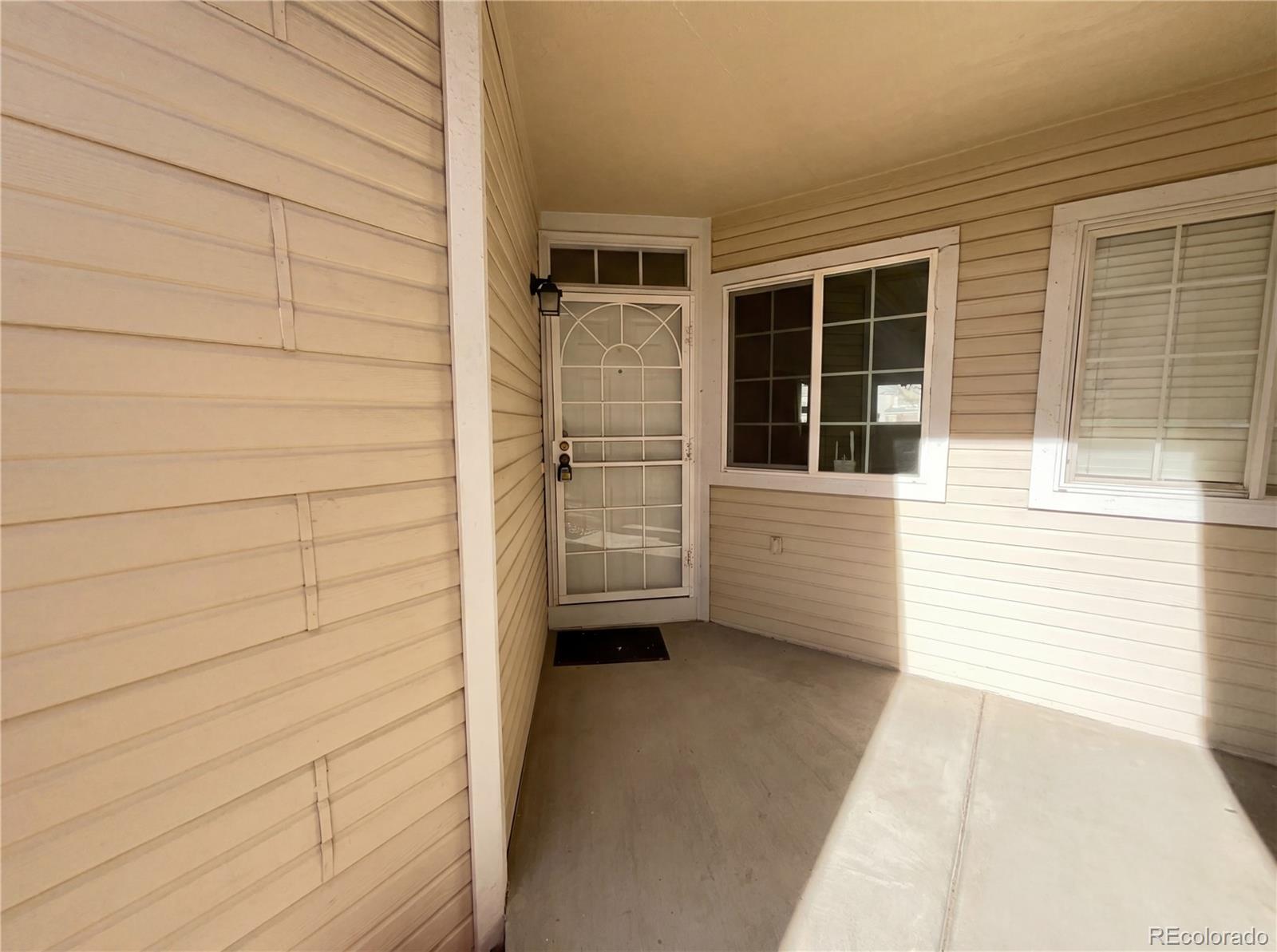 MLS Image #5 for 12113 e 2nd drive ,aurora, Colorado