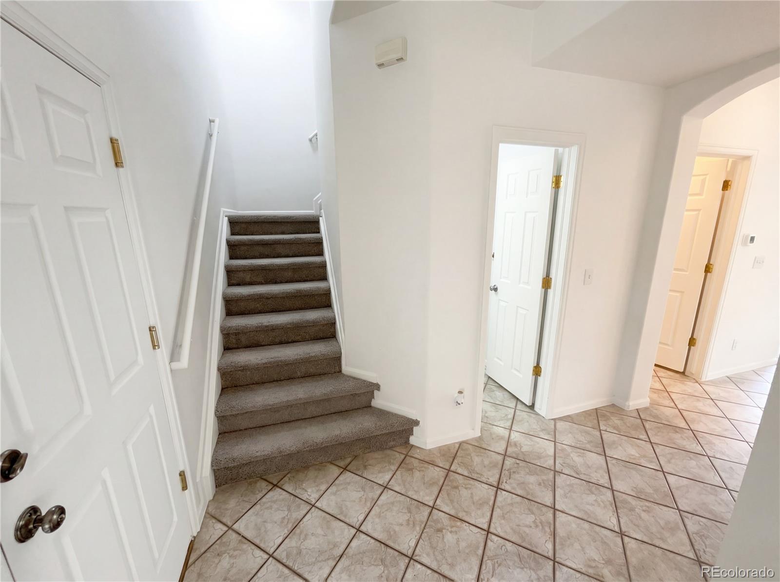 MLS Image #6 for 12113 e 2nd drive ,aurora, Colorado
