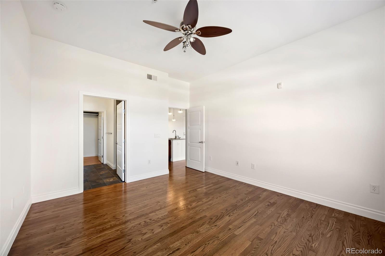 MLS Image #18 for 10111  inverness main street 228,englewood, Colorado