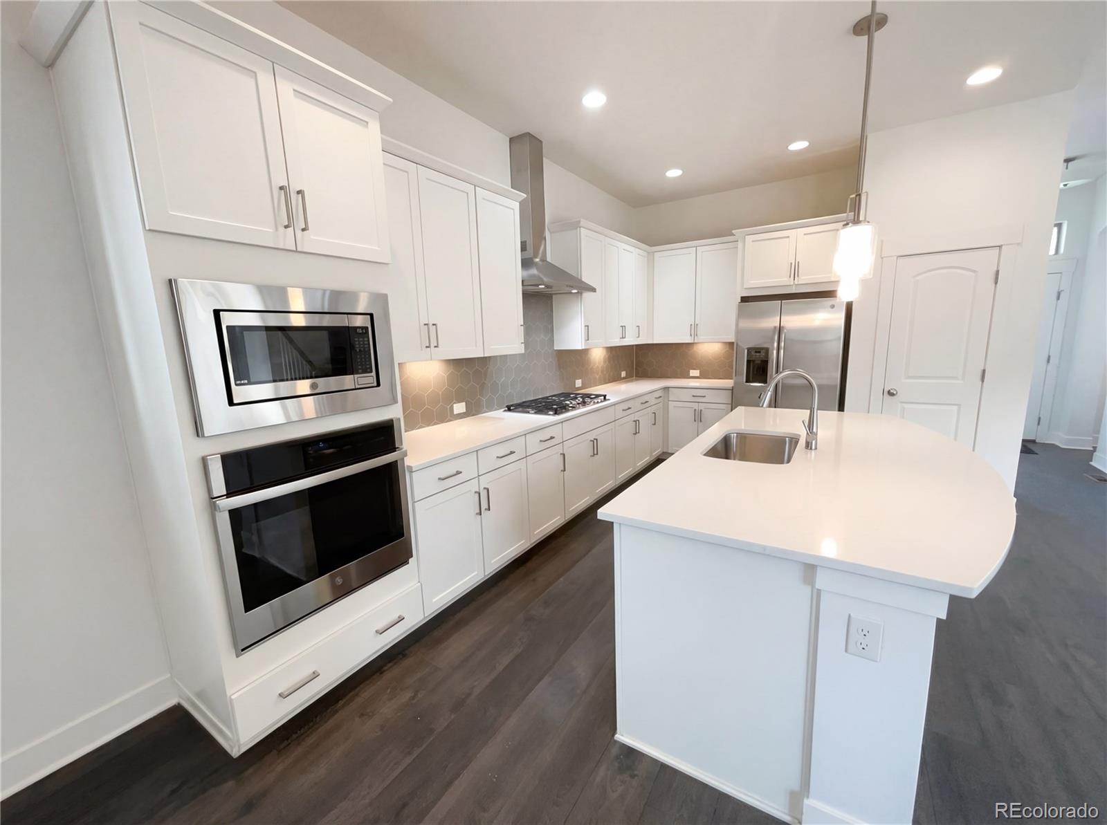 MLS Image #1 for 10260 e 57th place,denver, Colorado