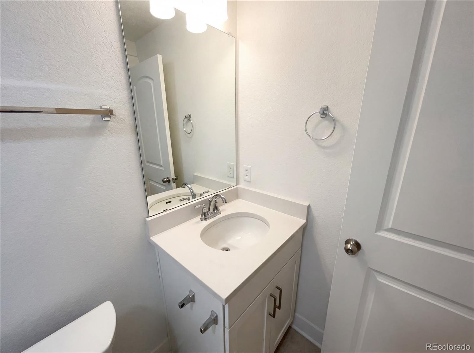 MLS Image #12 for 10260 e 57th place,denver, Colorado