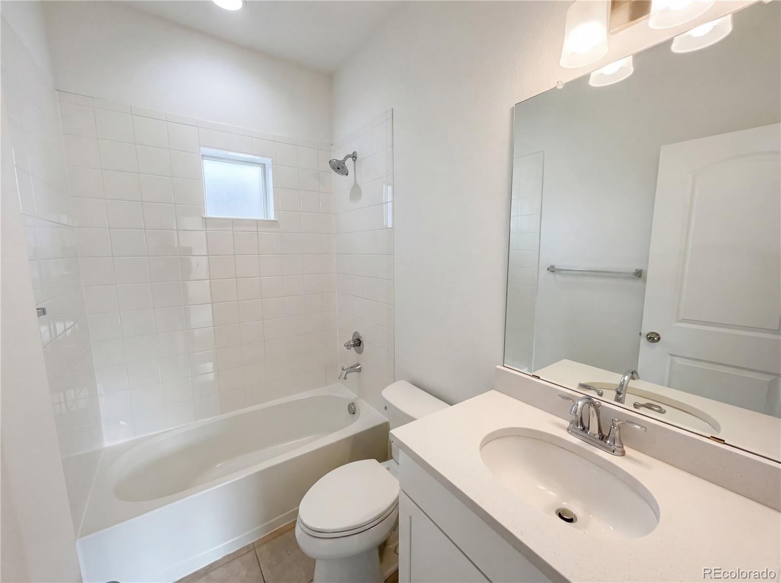 MLS Image #14 for 10260 e 57th place,denver, Colorado