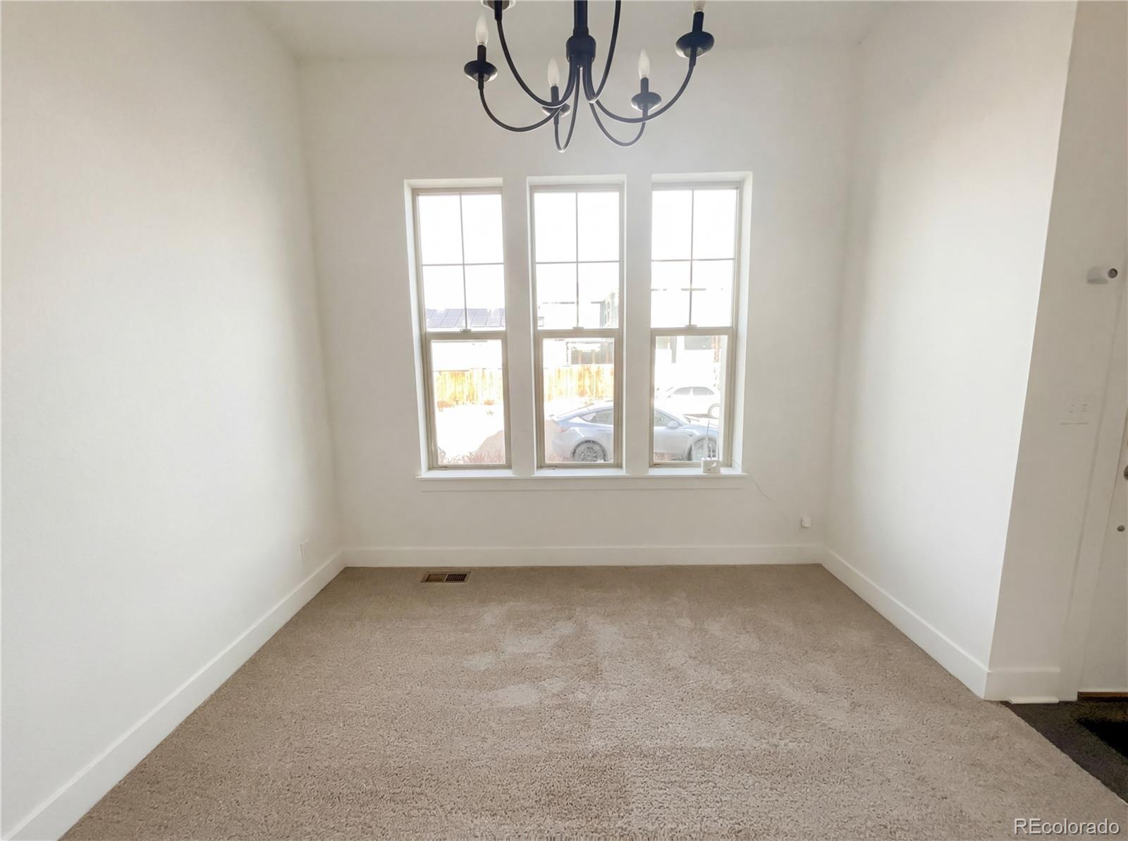 MLS Image #5 for 10260 e 57th place,denver, Colorado