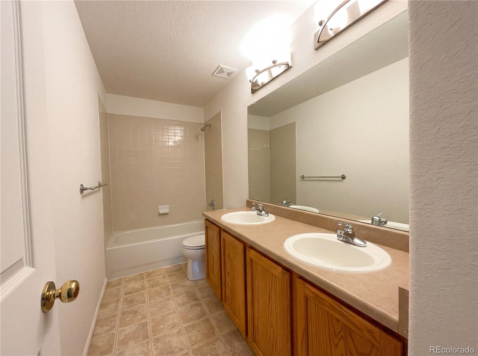 MLS Image #27 for 10468  olathe way,commerce city, Colorado