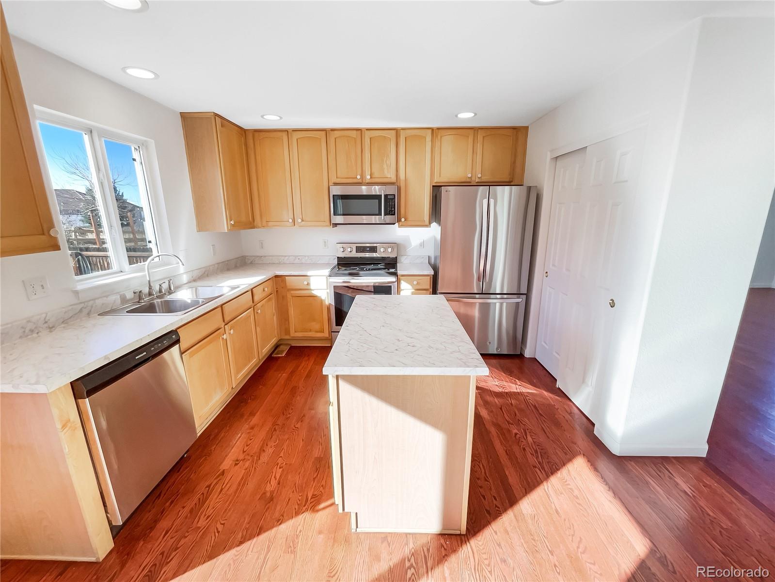 MLS Image #1 for 5633 s sicily circle,aurora, Colorado