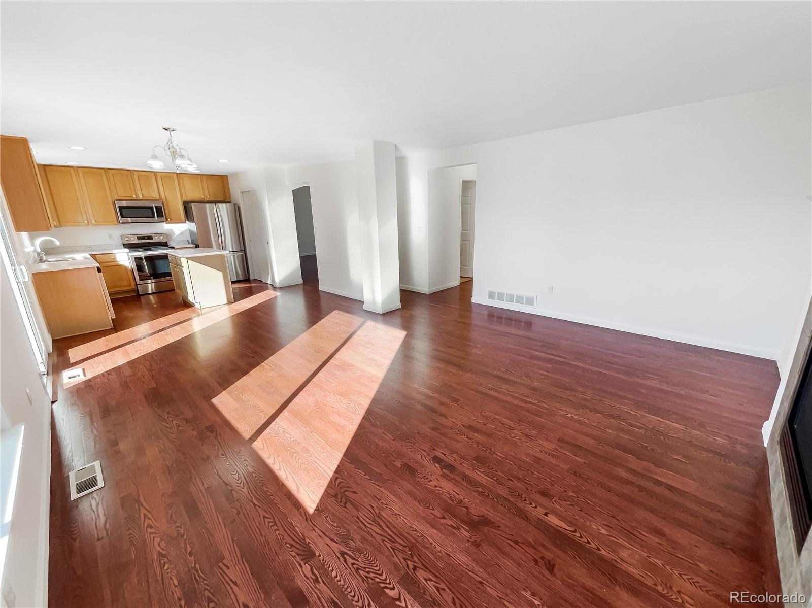 MLS Image #11 for 5633 s sicily circle,aurora, Colorado