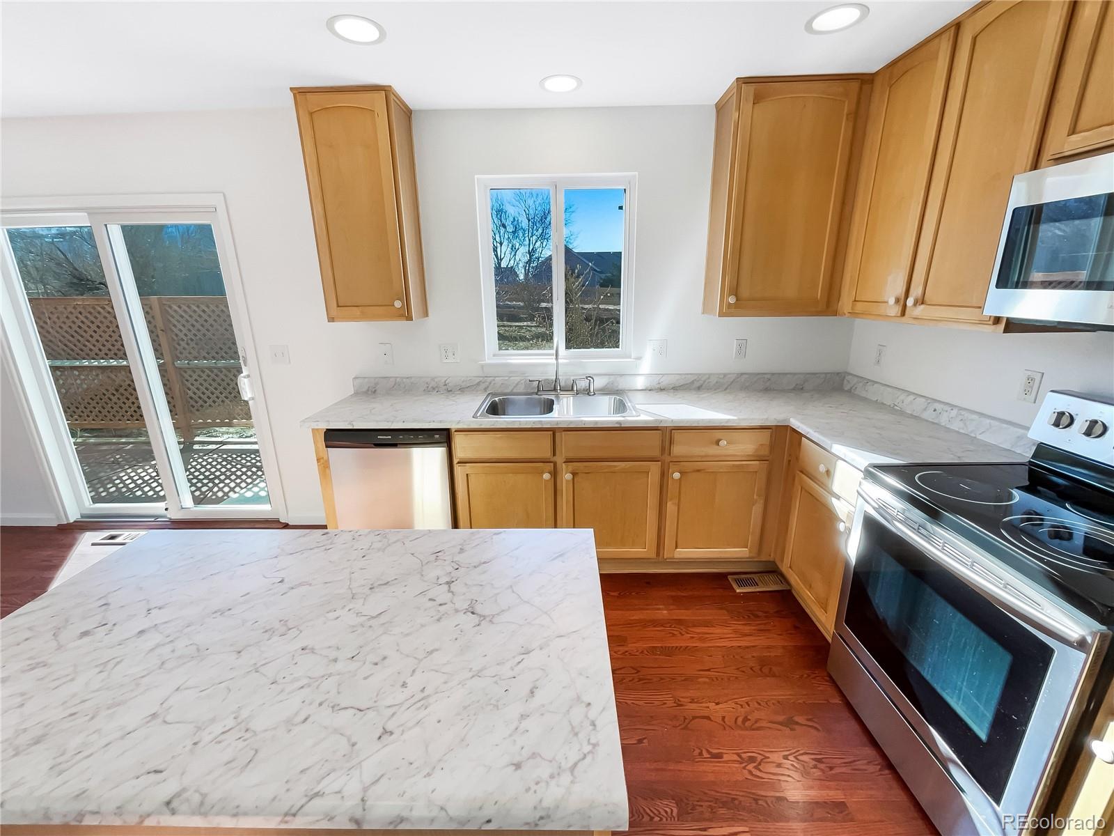 MLS Image #9 for 5633 s sicily circle,aurora, Colorado