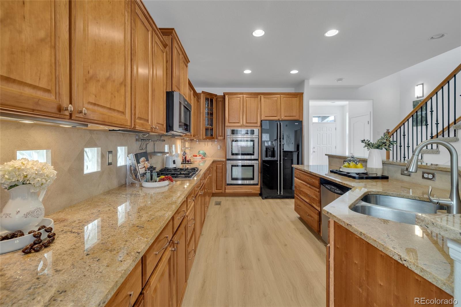 MLS Image #6 for 1701 s poplar ,denver, Colorado