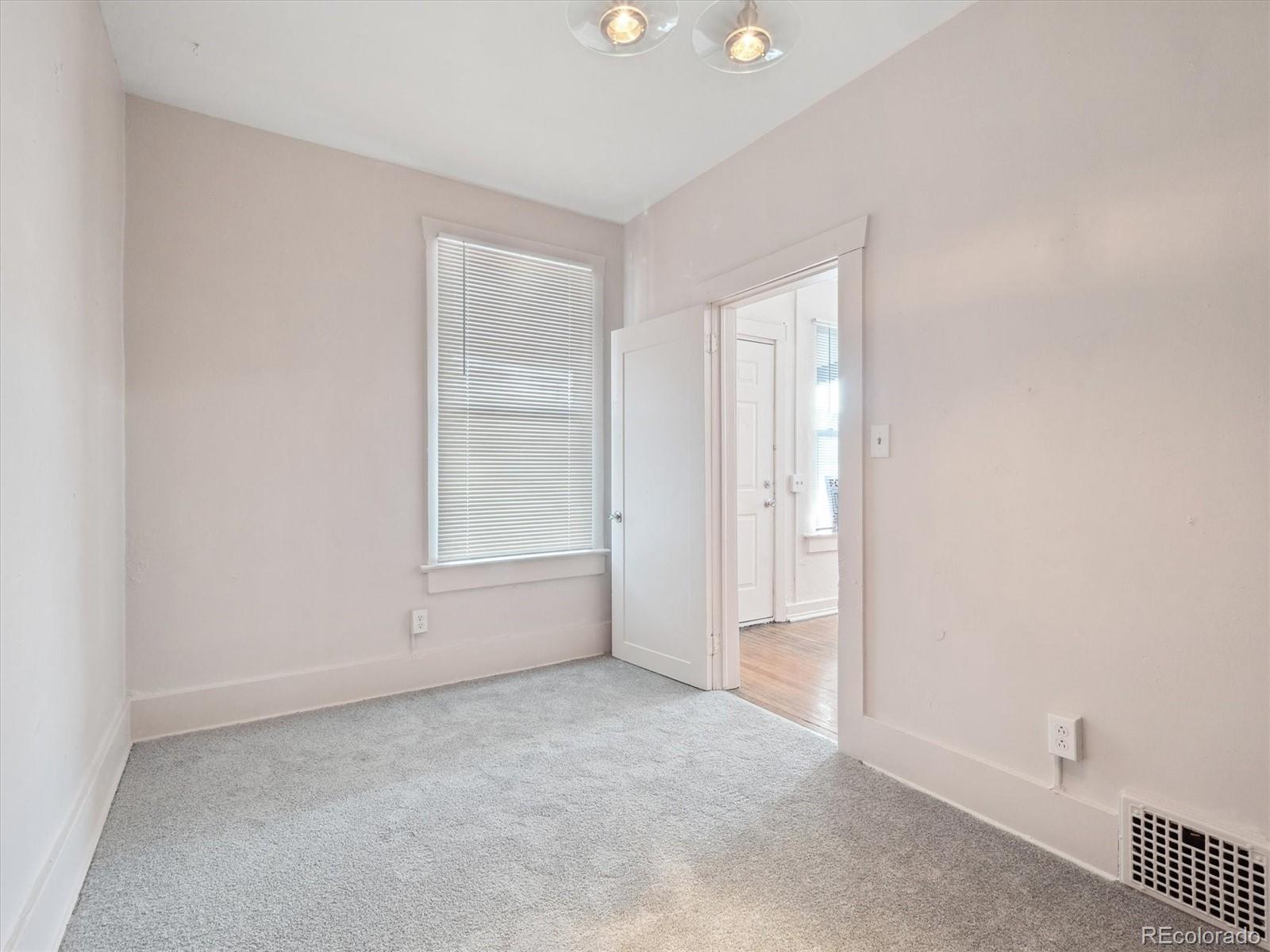 MLS Image #21 for 805 s lincoln street,denver, Colorado