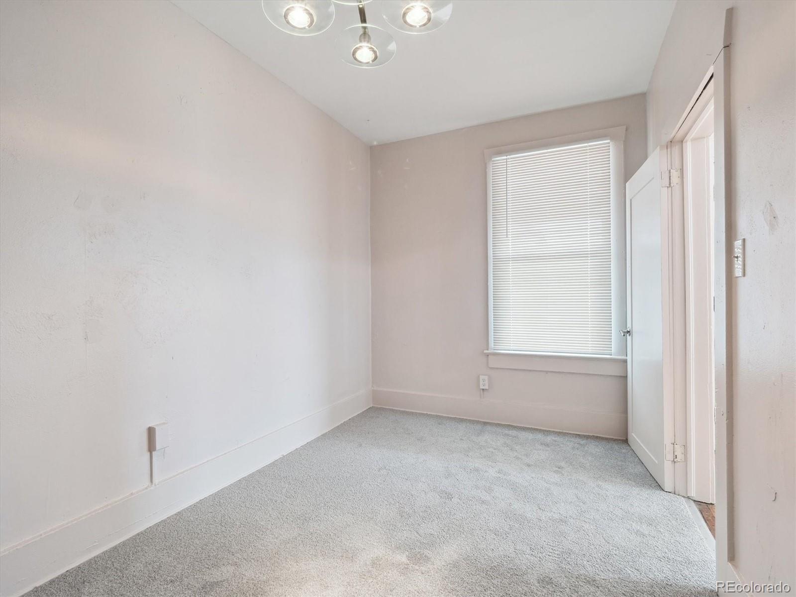 MLS Image #22 for 805 s lincoln street,denver, Colorado