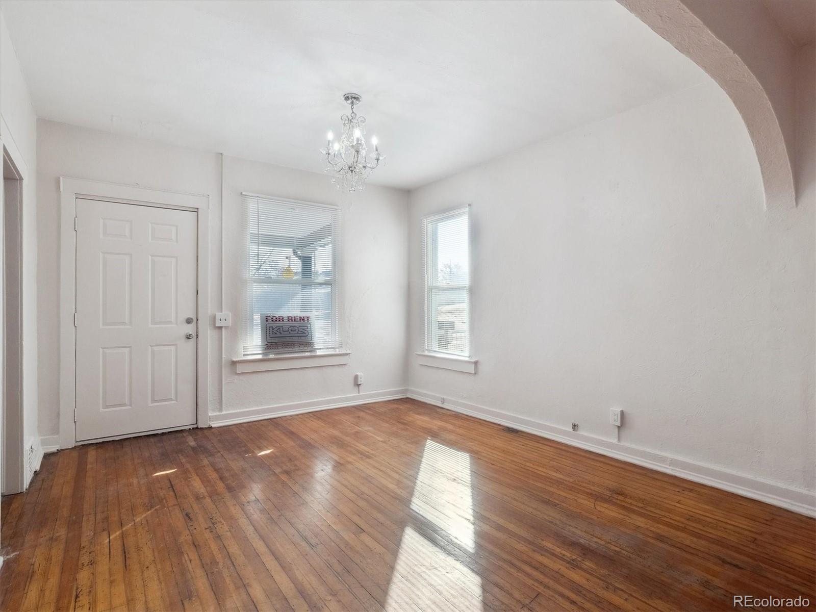 MLS Image #6 for 805 s lincoln street,denver, Colorado