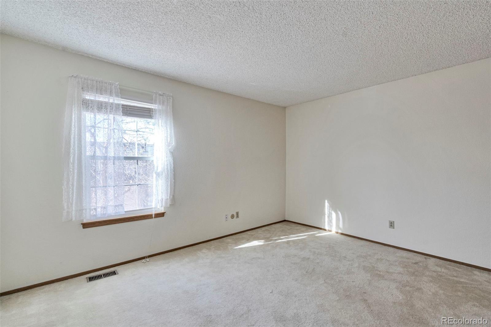 MLS Image #11 for 6763 s independence street ,littleton, Colorado