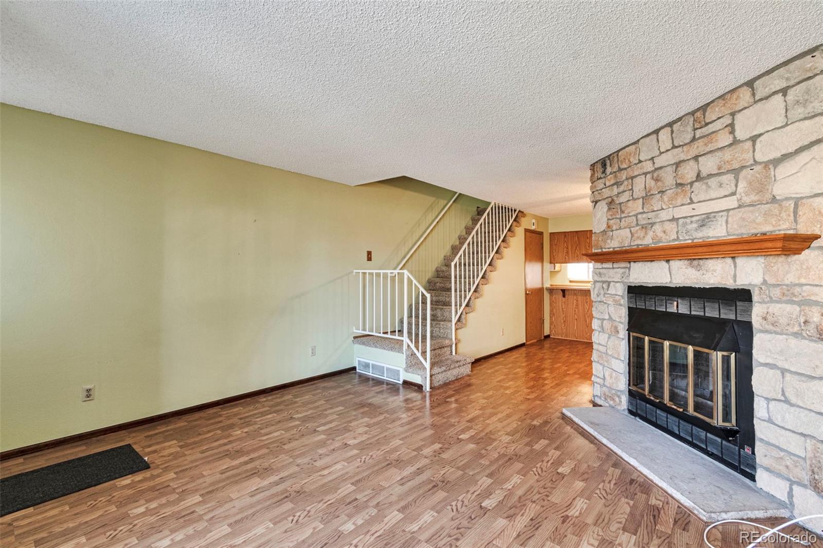 MLS Image #3 for 6763 s independence street ,littleton, Colorado