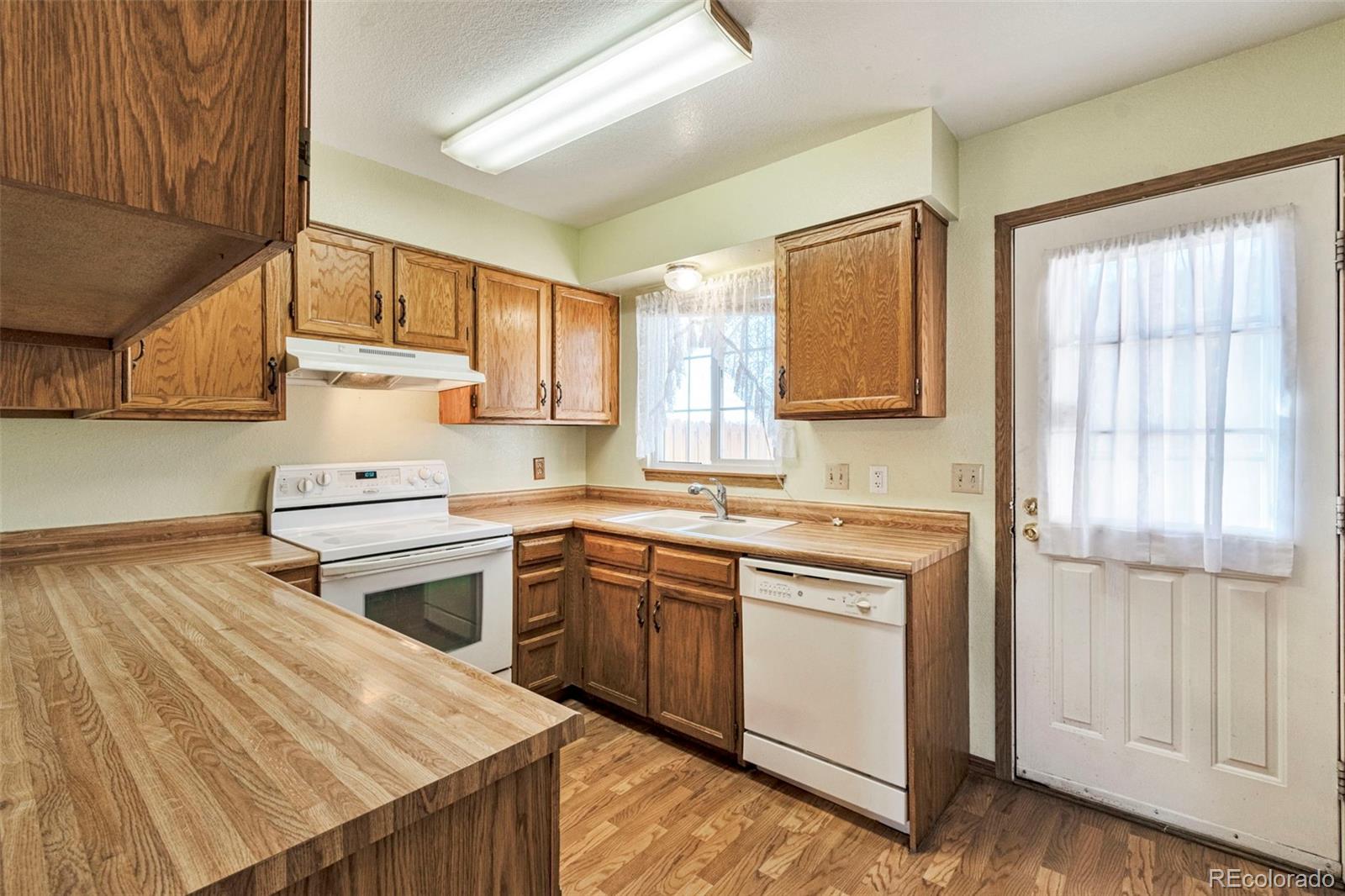 MLS Image #6 for 6763 s independence street ,littleton, Colorado