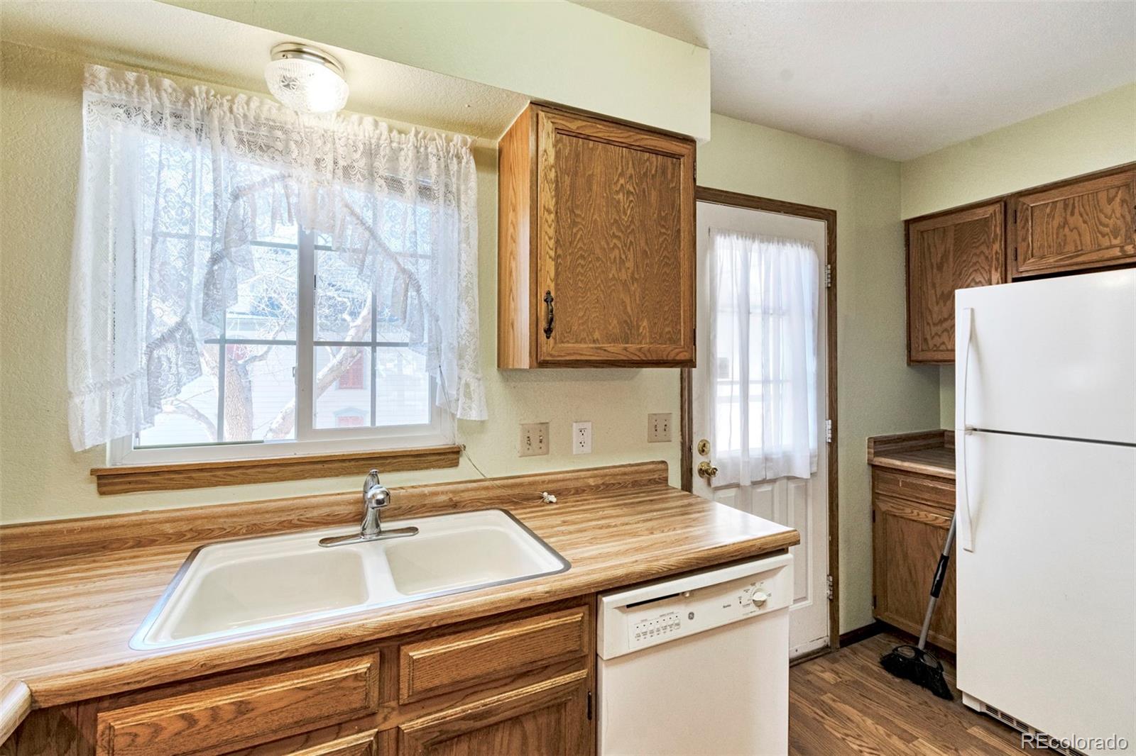 MLS Image #7 for 6763 s independence street ,littleton, Colorado