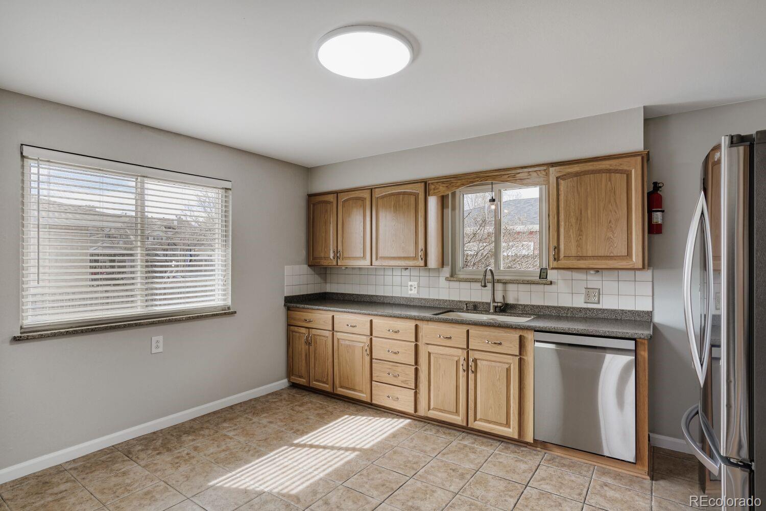 MLS Image #7 for 5065 s delaware street,englewood, Colorado