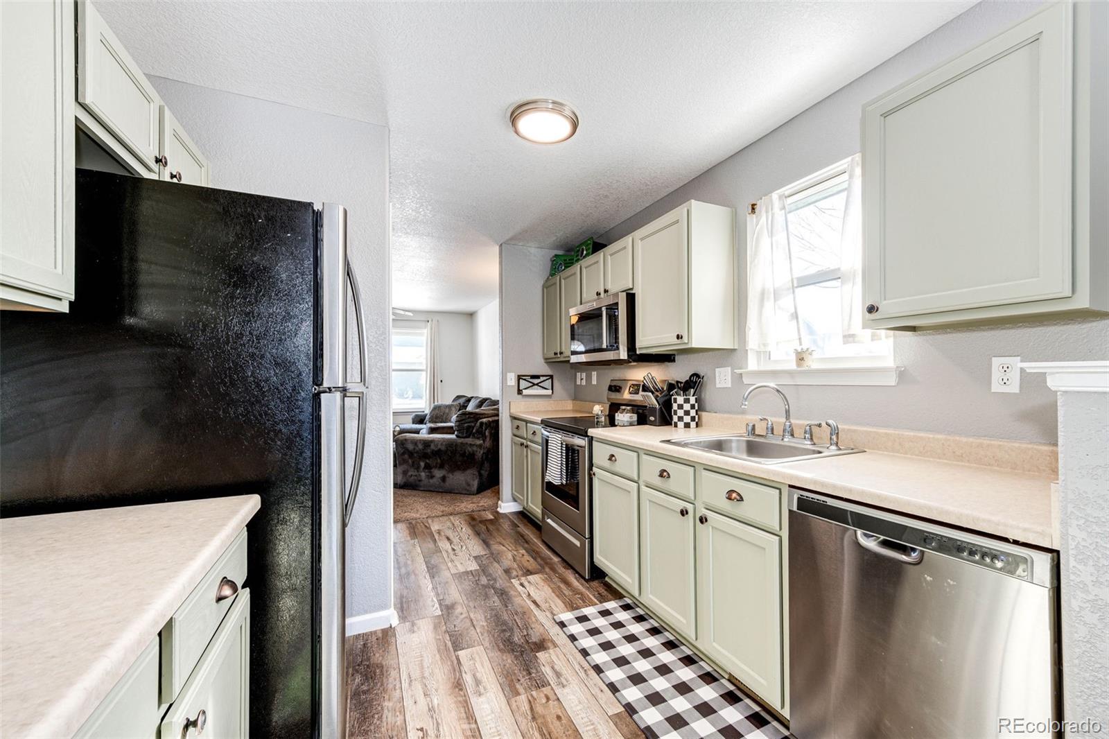 MLS Image #10 for 2891  rose hill street,strasburg, Colorado