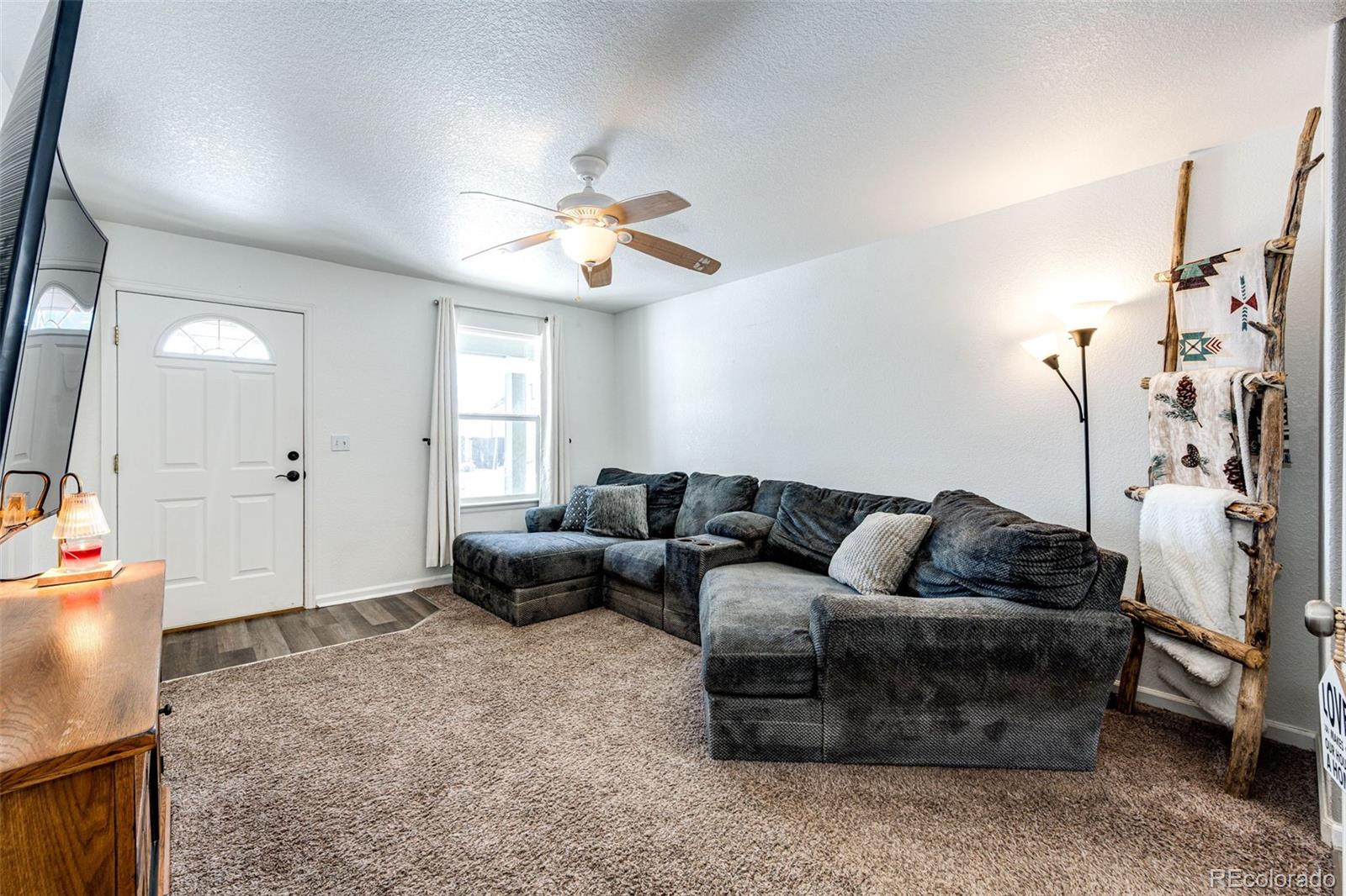 MLS Image #5 for 2891  rose hill street,strasburg, Colorado