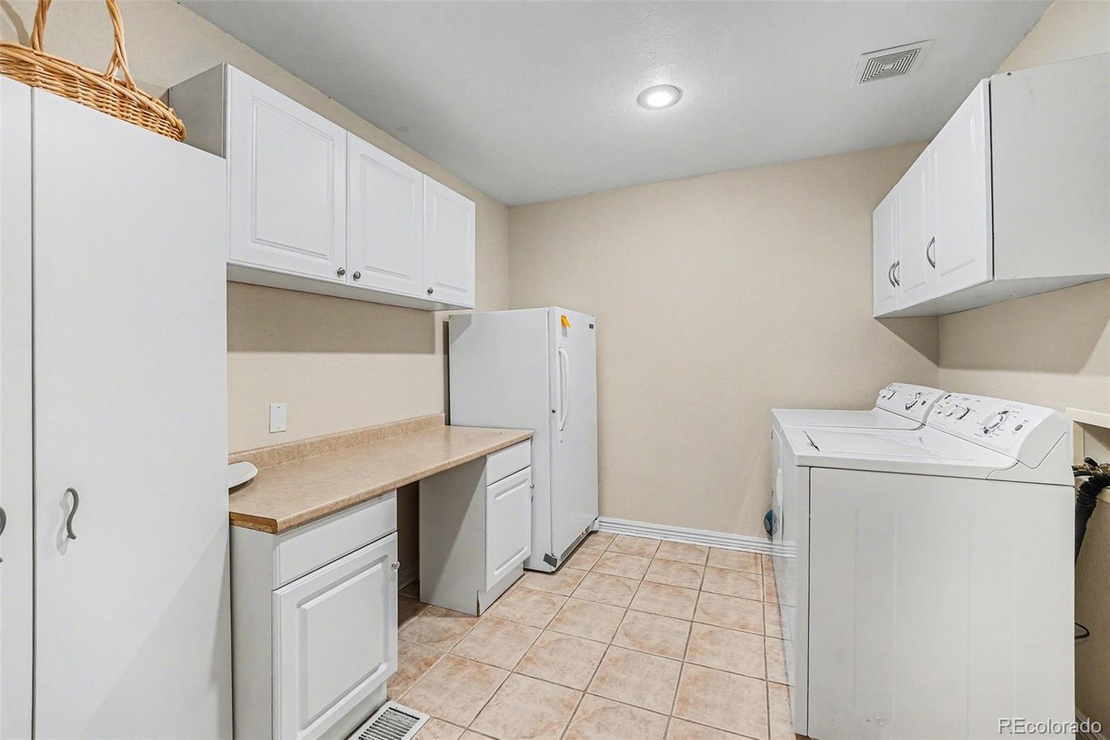 MLS Image #11 for 9609 w 57th avenue,arvada, Colorado