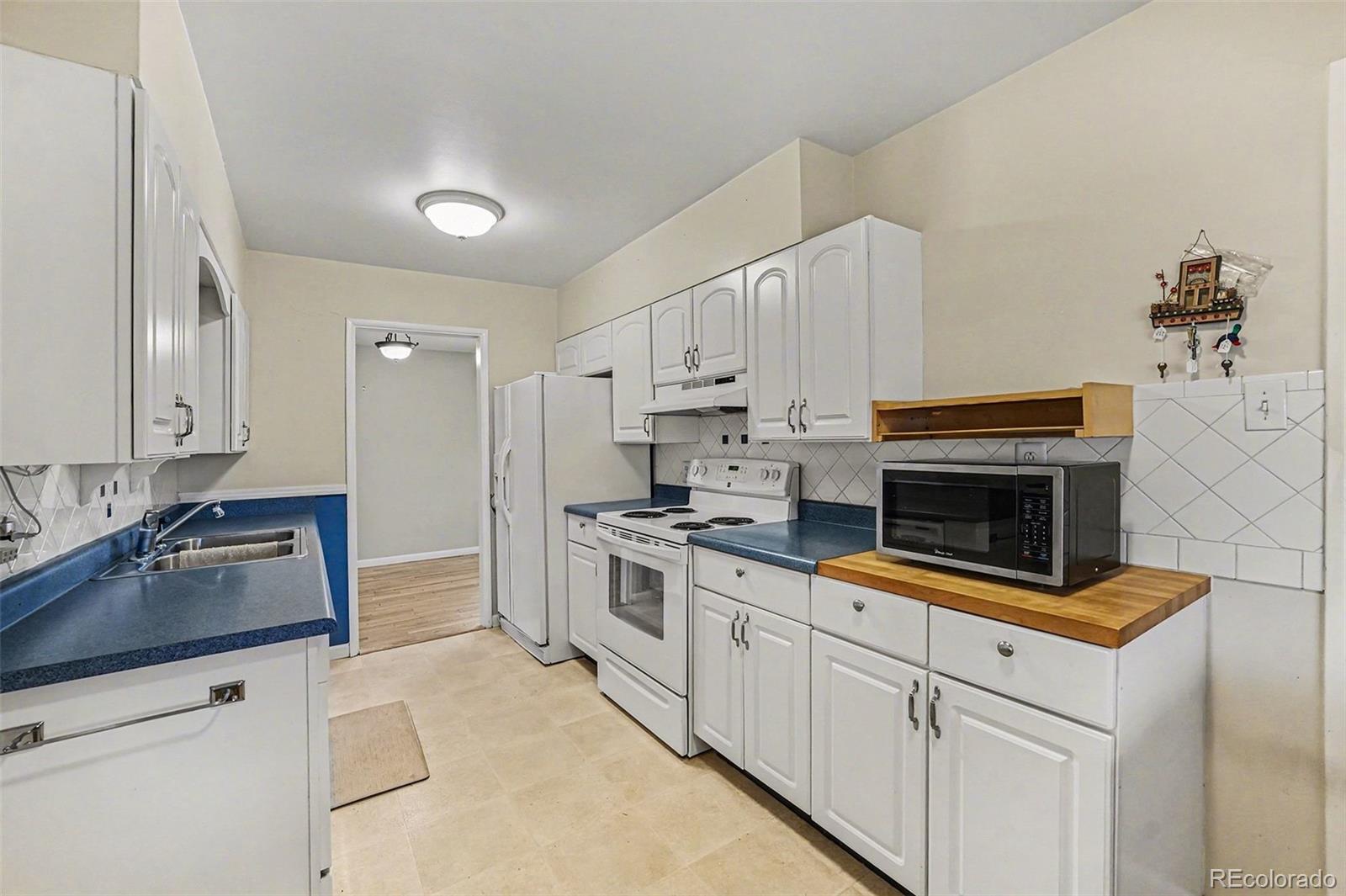 MLS Image #8 for 9609 w 57th avenue,arvada, Colorado