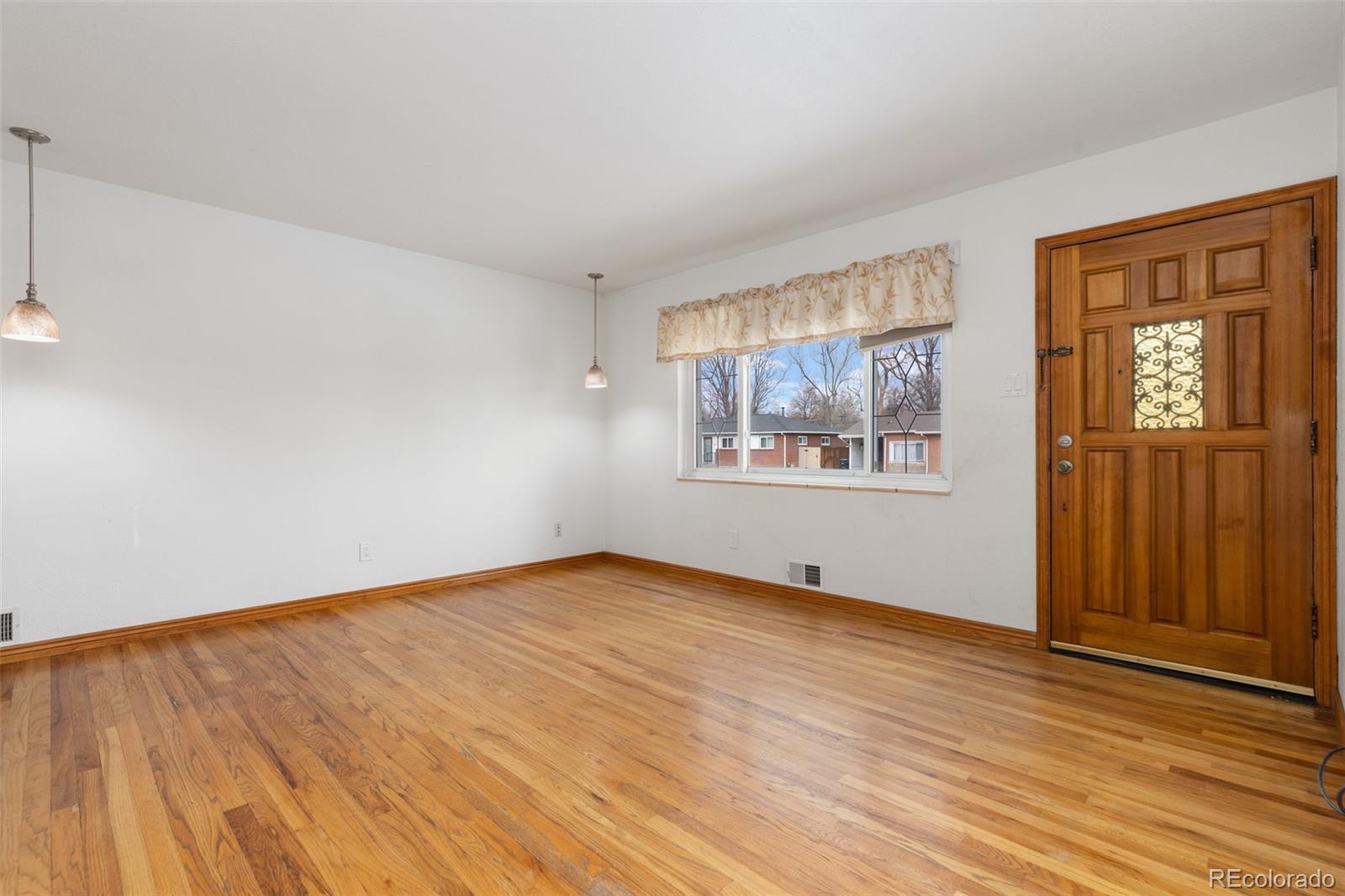 MLS Image #3 for 3095 s zurich court,denver, Colorado